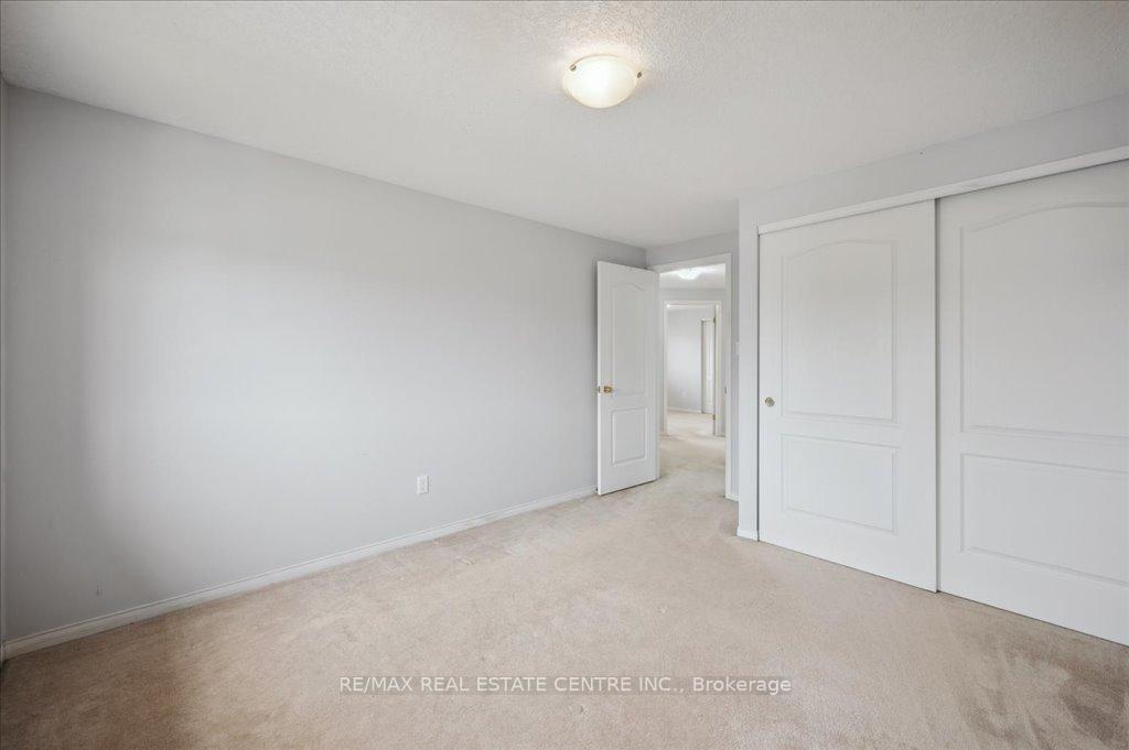 Photo 31 of 574 Windjammer Way, Waterloo — HOMEH