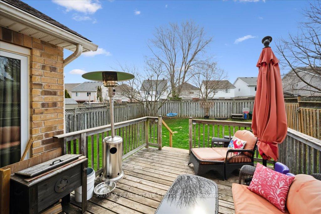 Photo 44 of 574 Windjammer Way, Waterloo — HOMEH
