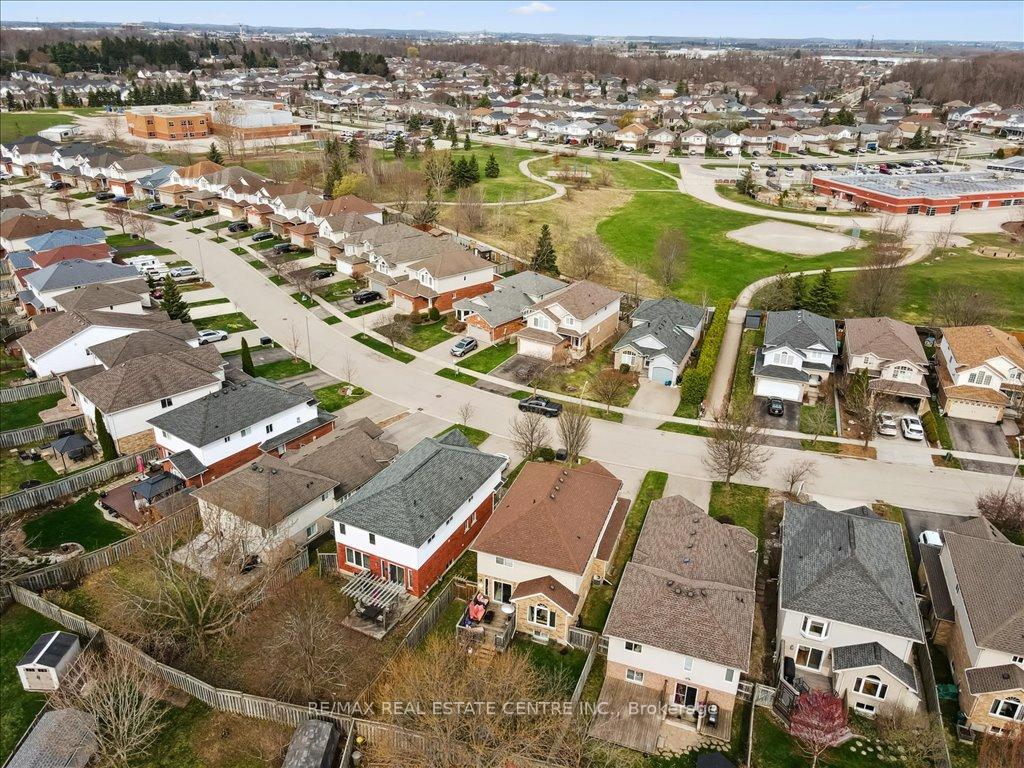 Photo 45 of 574 Windjammer Way, Waterloo — HOMEH