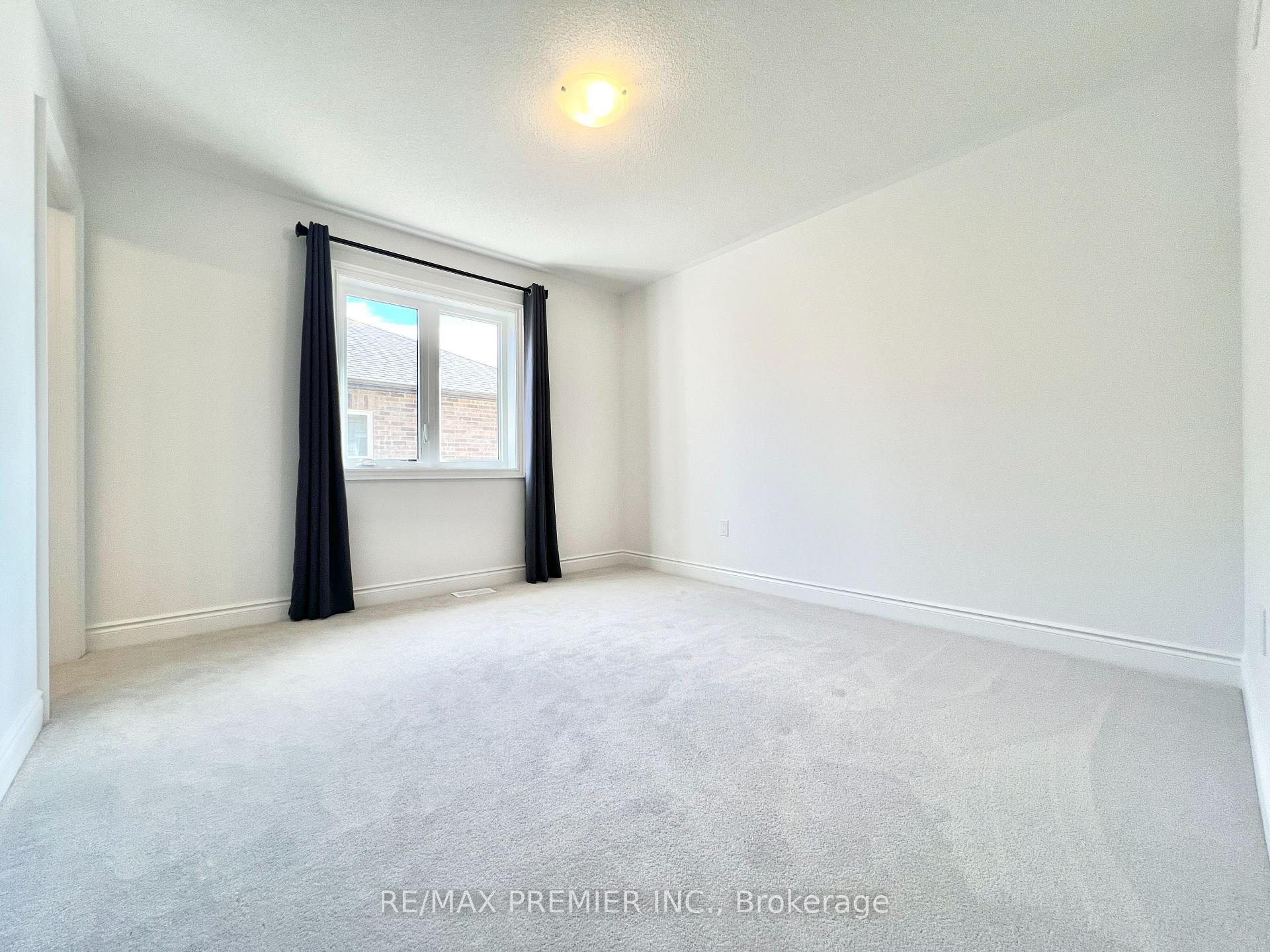 Photo 27 of 32 Amber Drive, Wasaga Beach — HOMEH