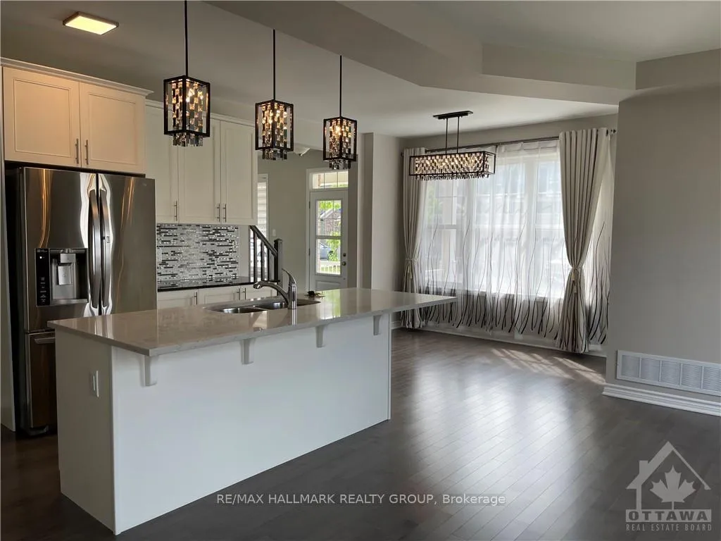 Photo 6 of 651 Broad Cove Crescent, Ottawa, Barrhaven - Half Moon Bay — HOMEH