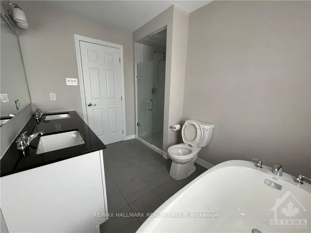 Photo 17 of 651 Broad Cove Crescent, Ottawa, Barrhaven - Half Moon Bay — HOMEH