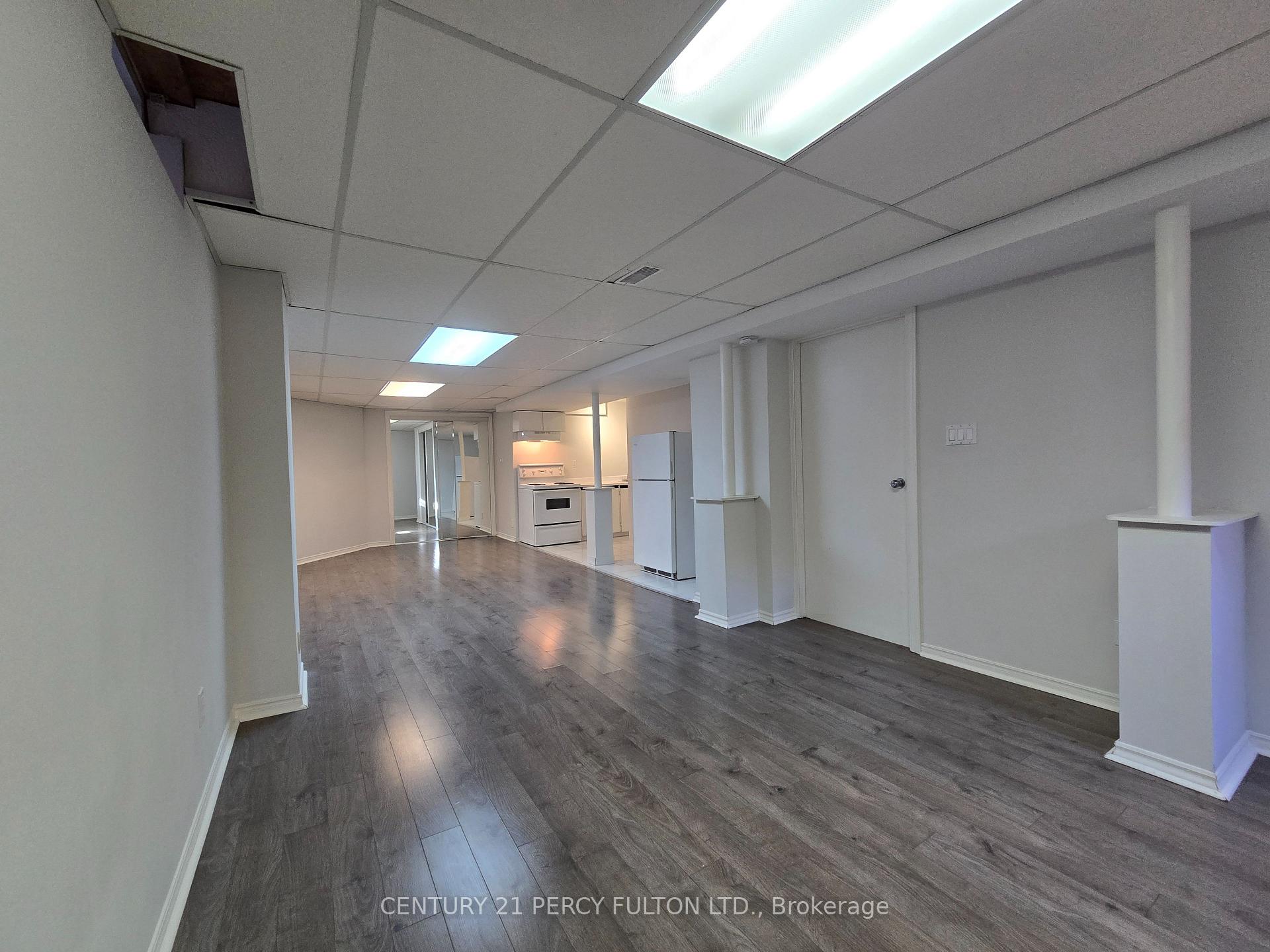 Photo 3 of Unit Bsmt, 74 Winding Lane, Vaughan, Crestwood-Springfarm-Yorkhill — HOMEH