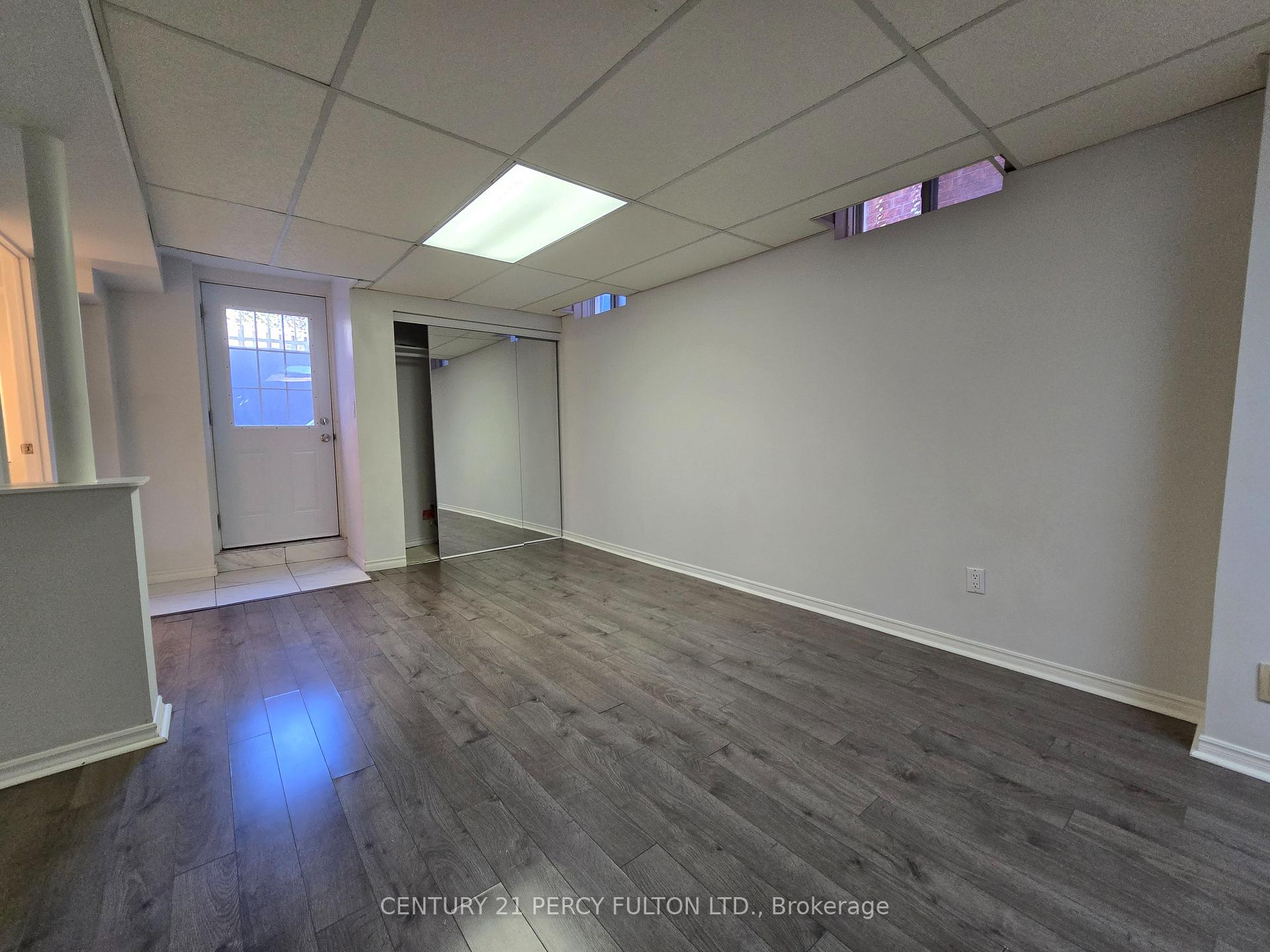 Photo 5 of Unit Bsmt, 74 Winding Lane, Vaughan, Crestwood-Springfarm-Yorkhill — HOMEH
