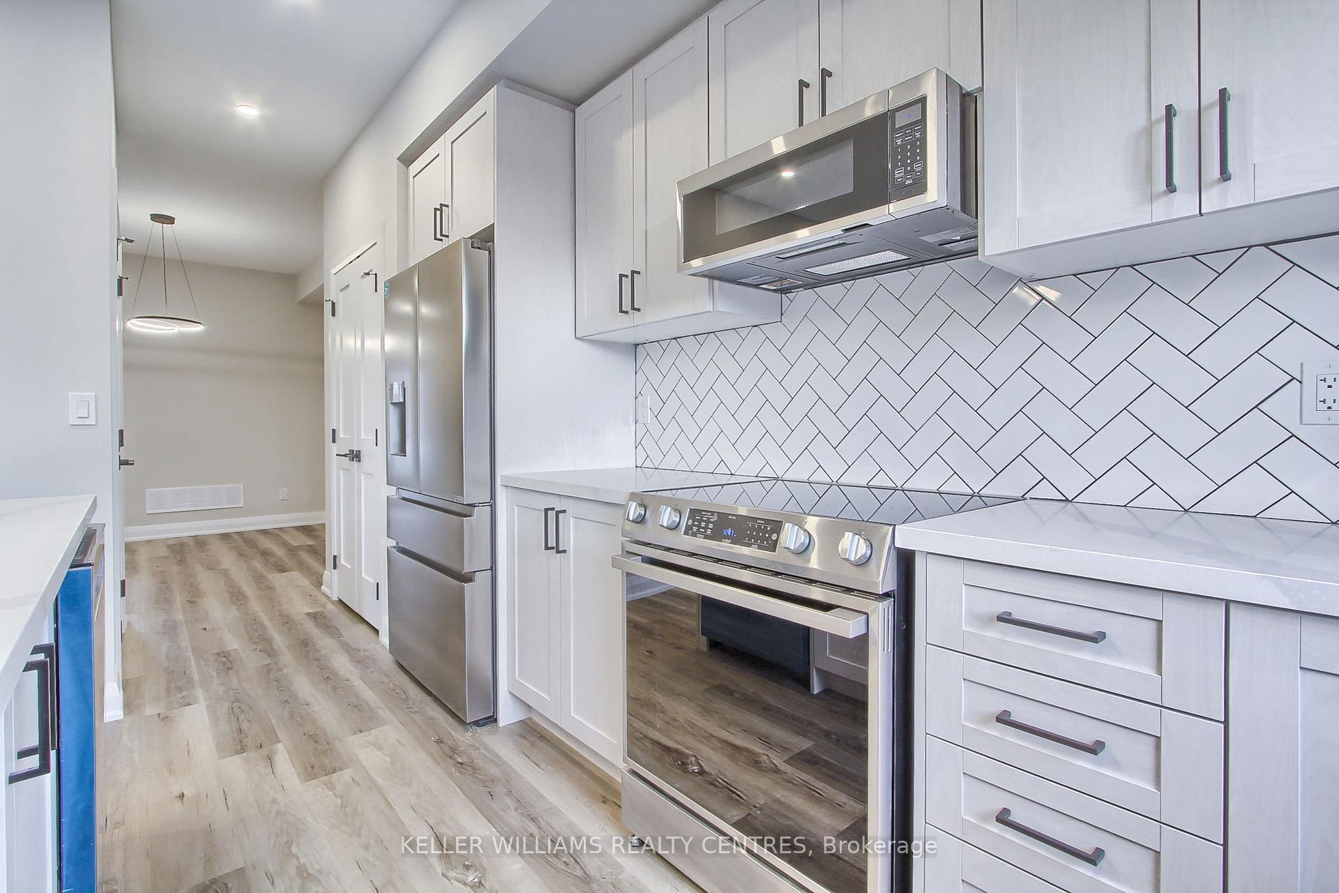 Photo 10 of 16 John Harvey Street, Uxbridge — HOMEH