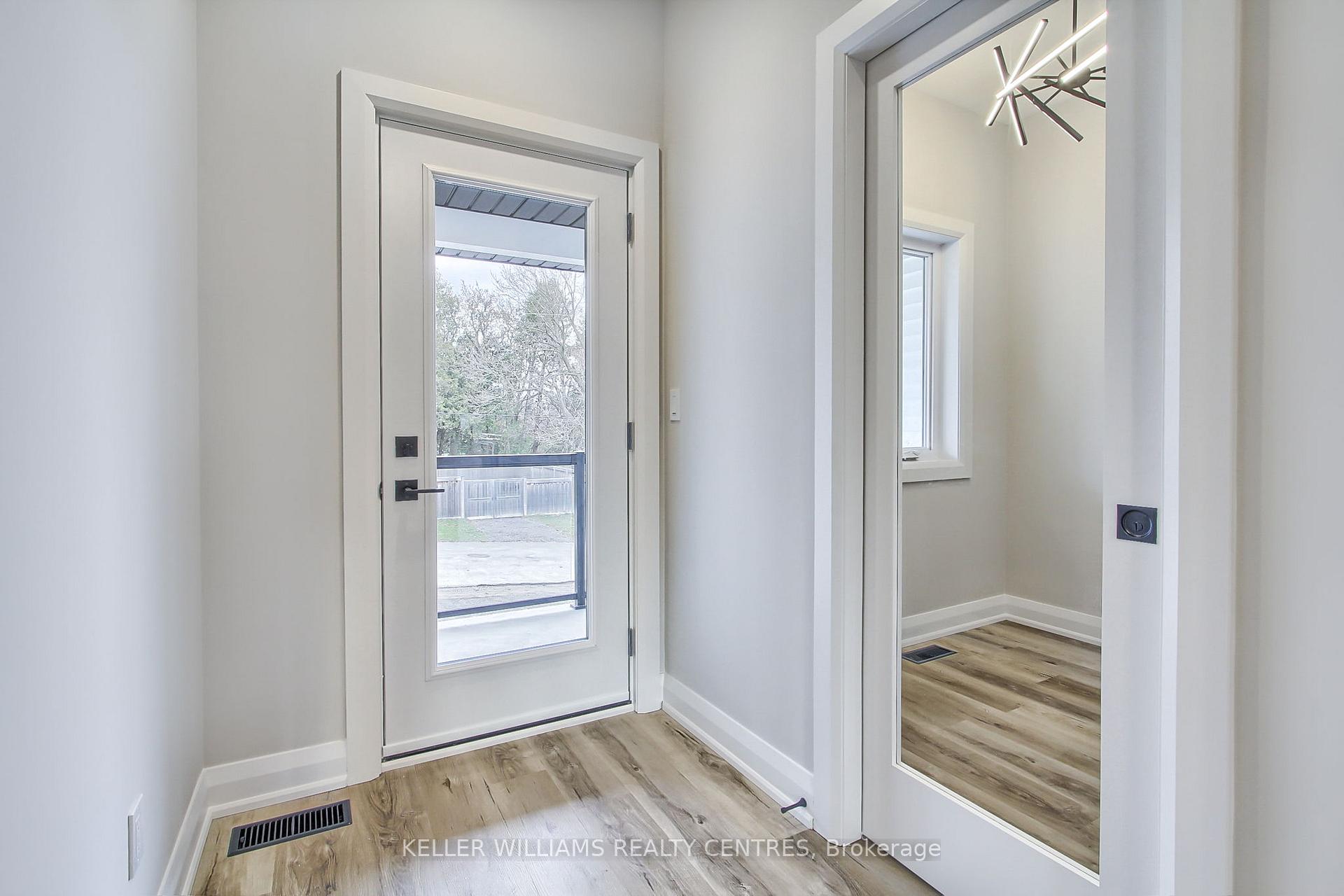 Photo 17 of 16 John Harvey Street, Uxbridge — HOMEH