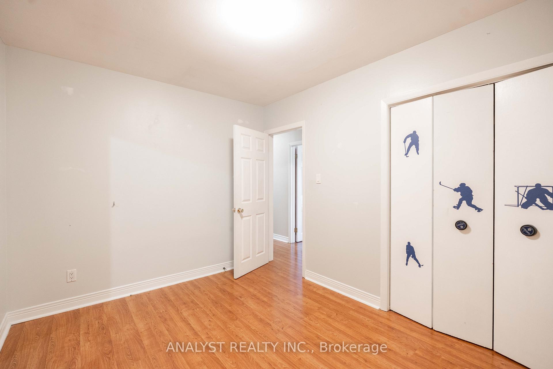 Photo 21 of 76 Cardish Street, Vaughan, Kleinburg — HOMEH