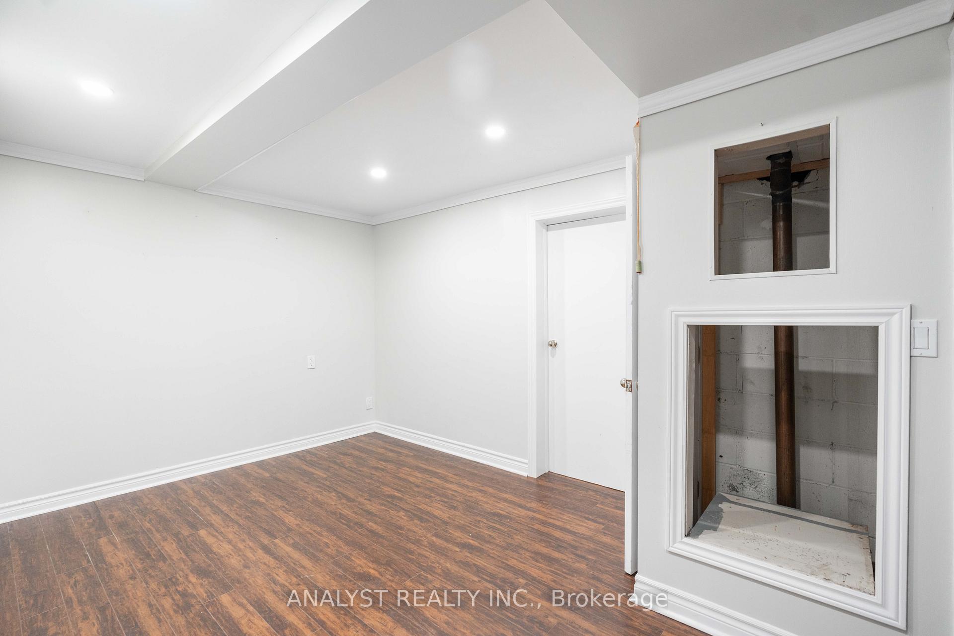 Photo 26 of 76 Cardish Street, Vaughan, Kleinburg — HOMEH