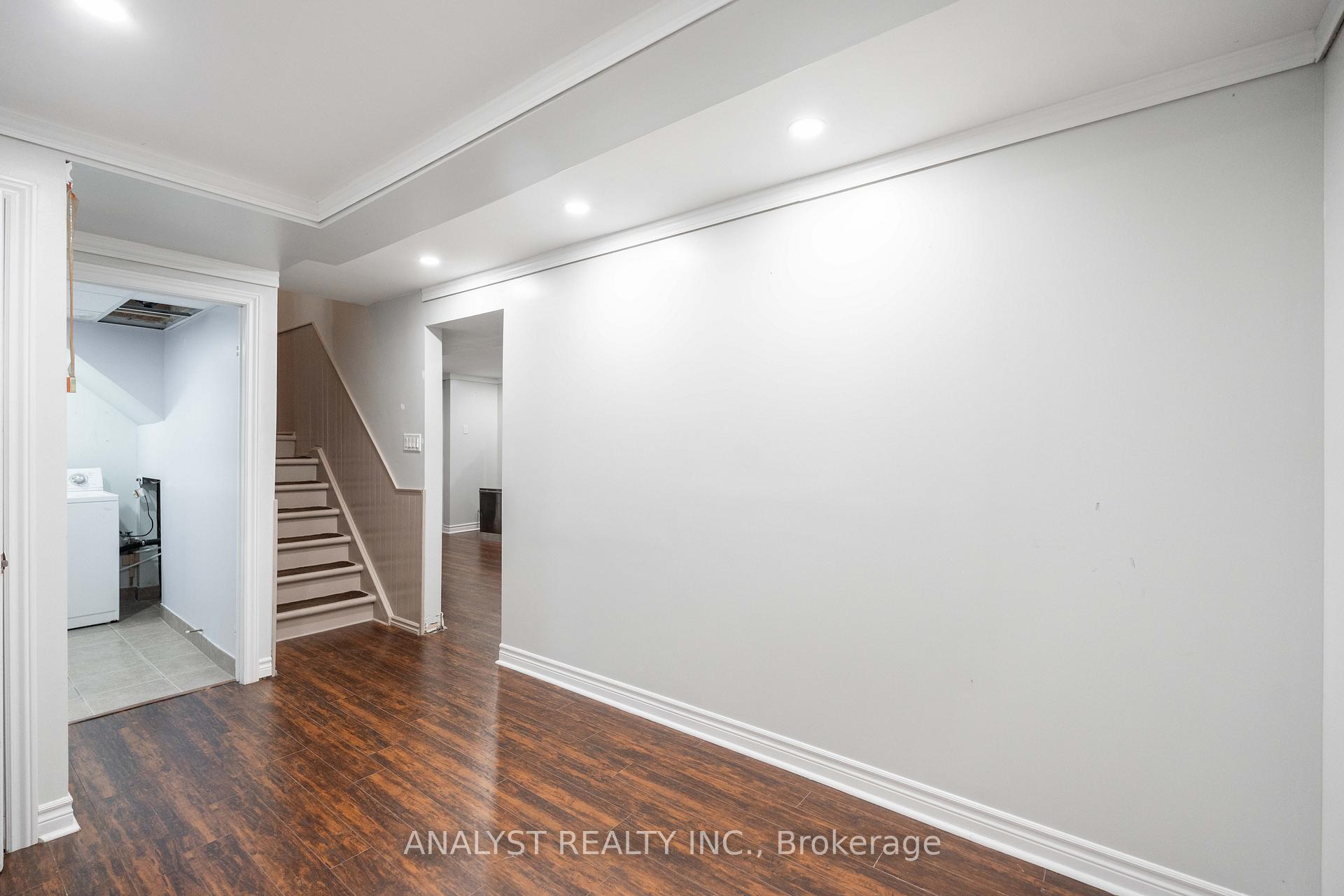 Photo 28 of 76 Cardish Street, Vaughan, Kleinburg — HOMEH