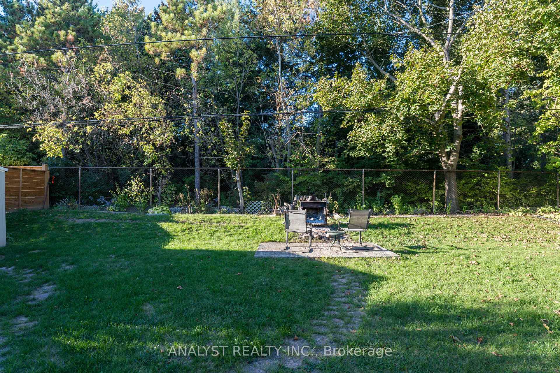 Photo 43 of 76 Cardish Street, Vaughan, Kleinburg — HOMEH