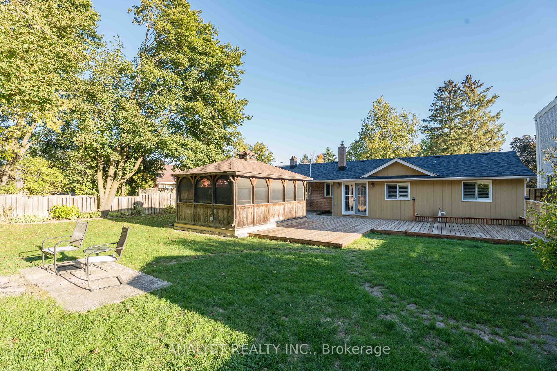 Photo 44 of 76 Cardish Street, Vaughan, Kleinburg — HOMEH