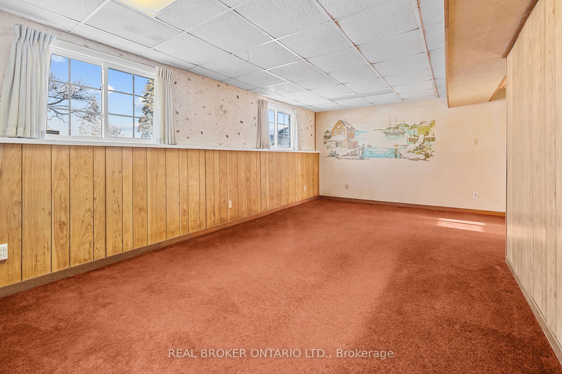 Photo 18 of 26 Tanglewood Drive, Ottawa, Bells Corners — HOMEH