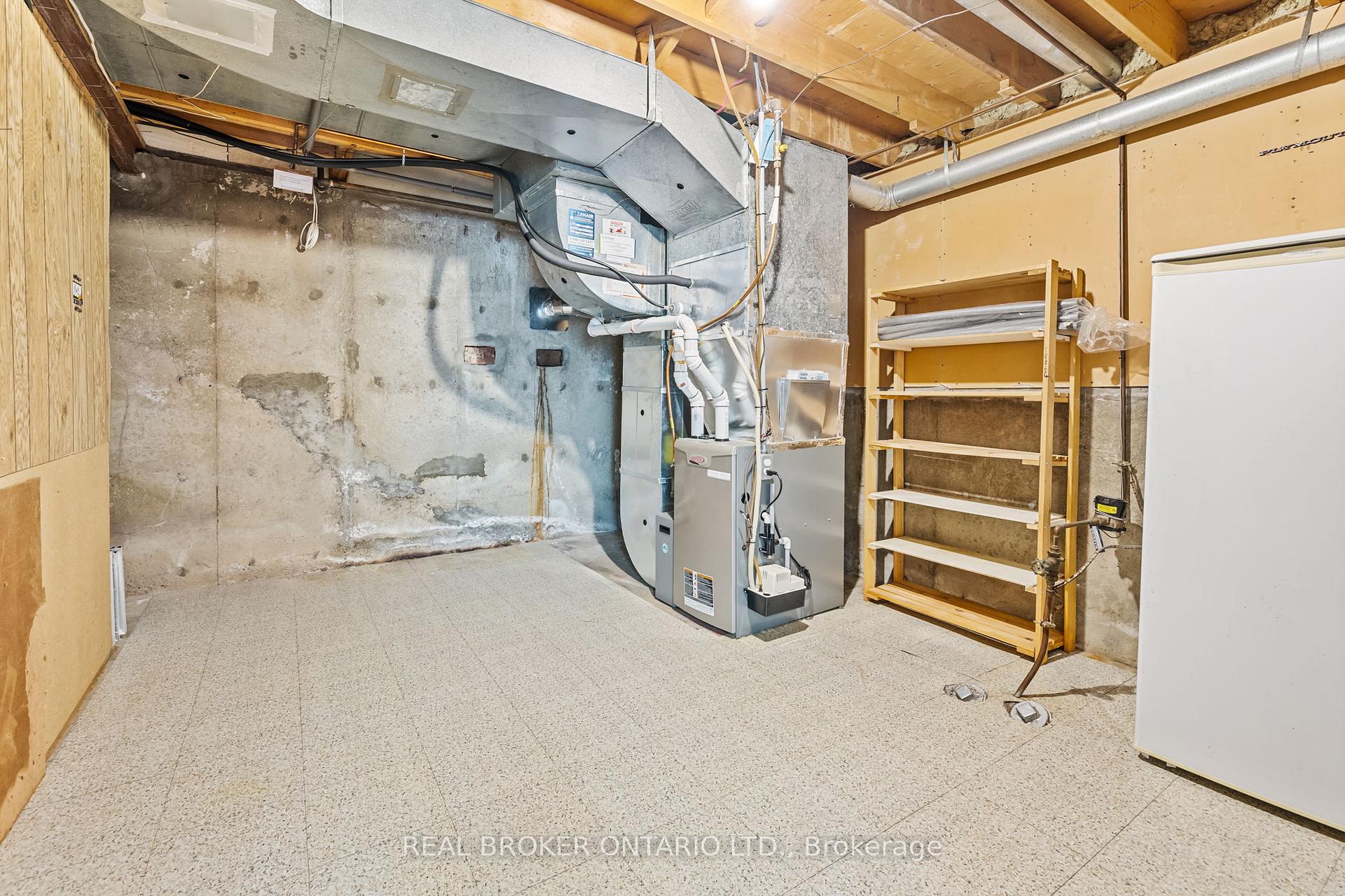 Photo 25 of 26 Tanglewood Drive, Ottawa, Bells Corners — HOMEH