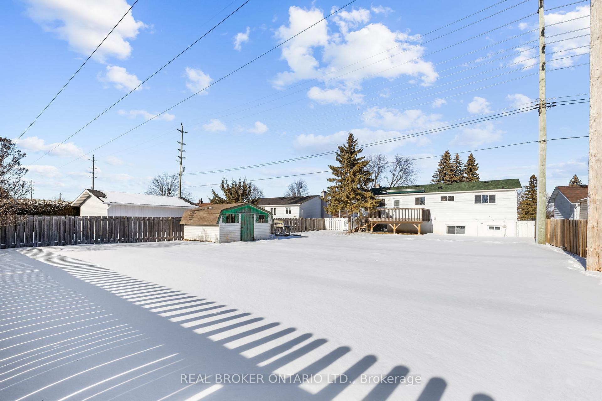 Photo 27 of 26 Tanglewood Drive, Ottawa, Bells Corners — HOMEH