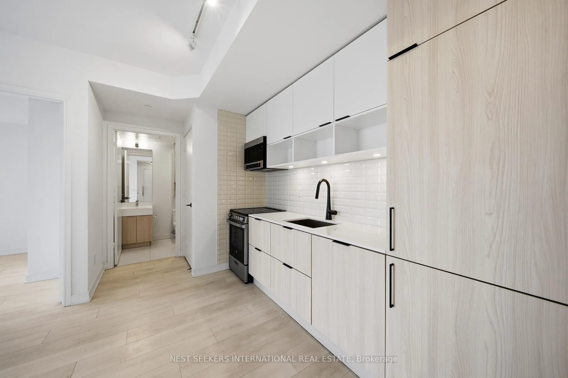 Photo 15 of Unit S551, 180 Mill Street, Toronto, Waterfront Communities — HOMEH