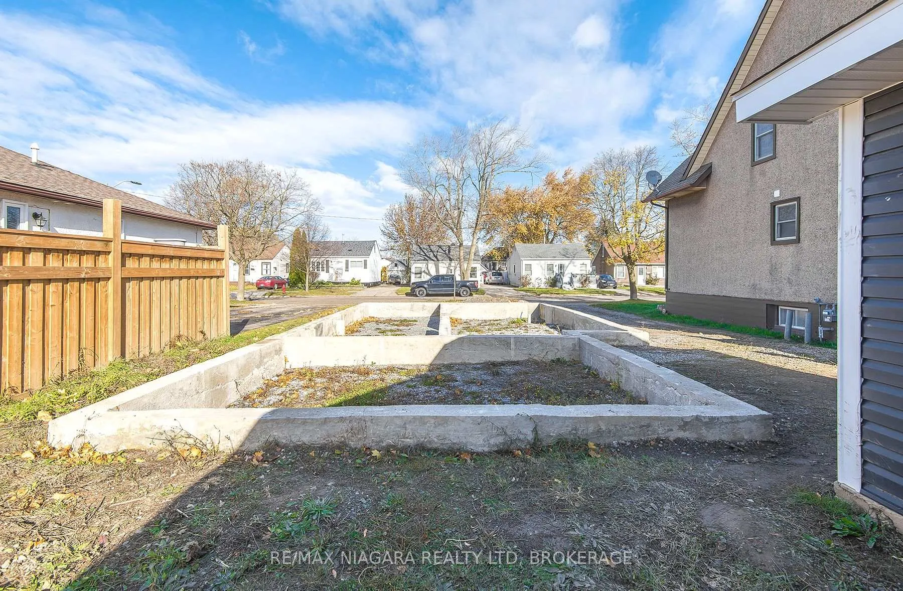 Photo 11 of 397 Gatfield Avenue, Welland, Lincoln/Crowland — HOMEH