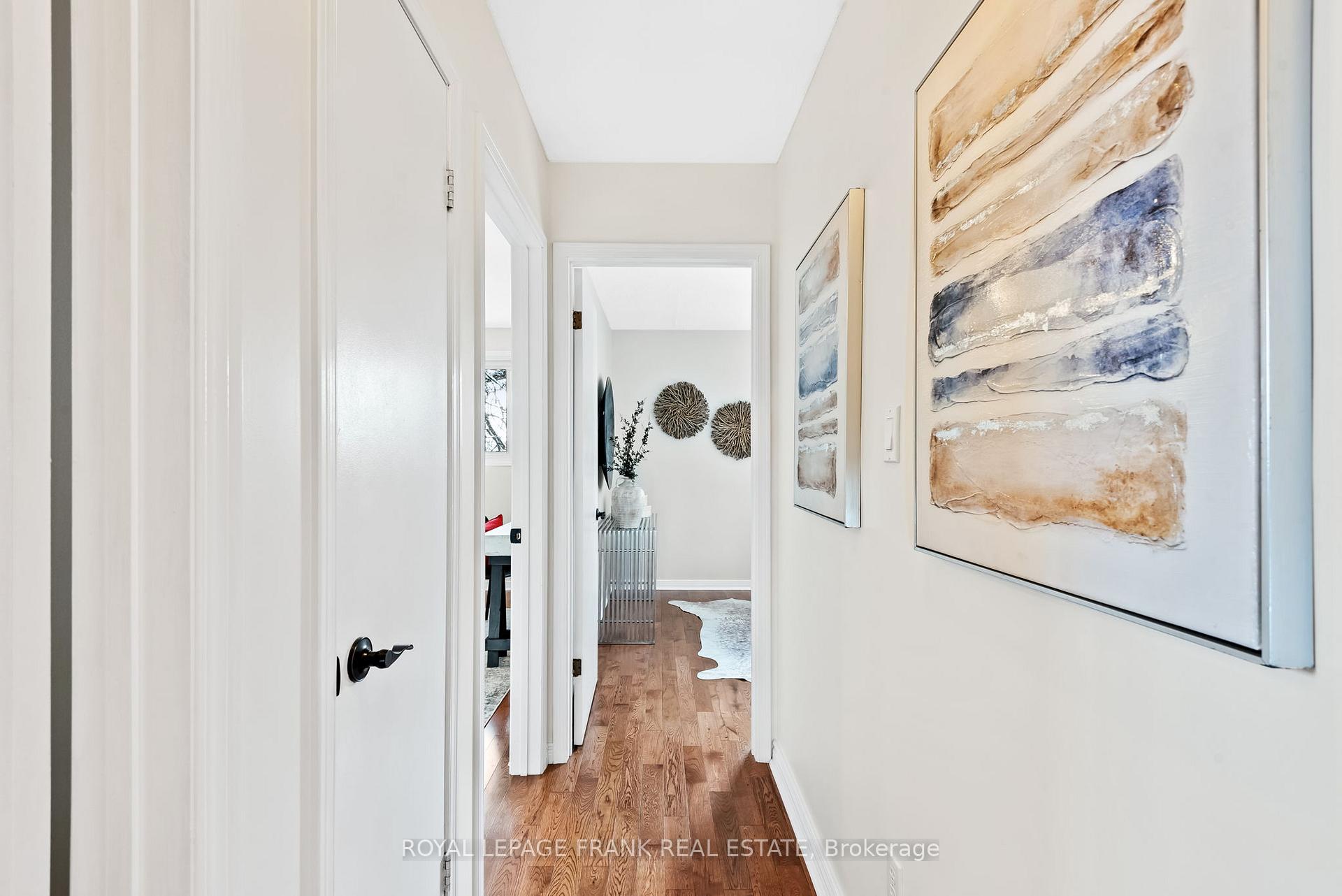 Photo 11 of 44 Munro Crescent, Uxbridge — HOMEH