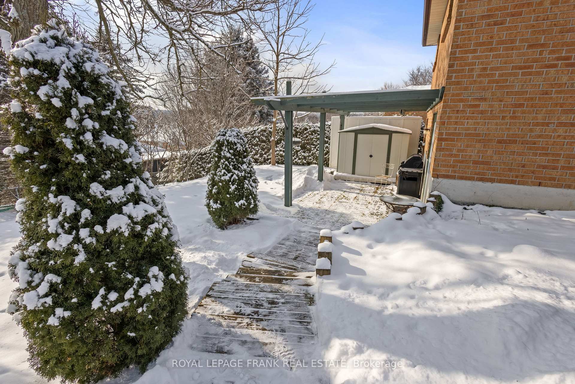 Photo 29 of 44 Munro Crescent, Uxbridge — HOMEH