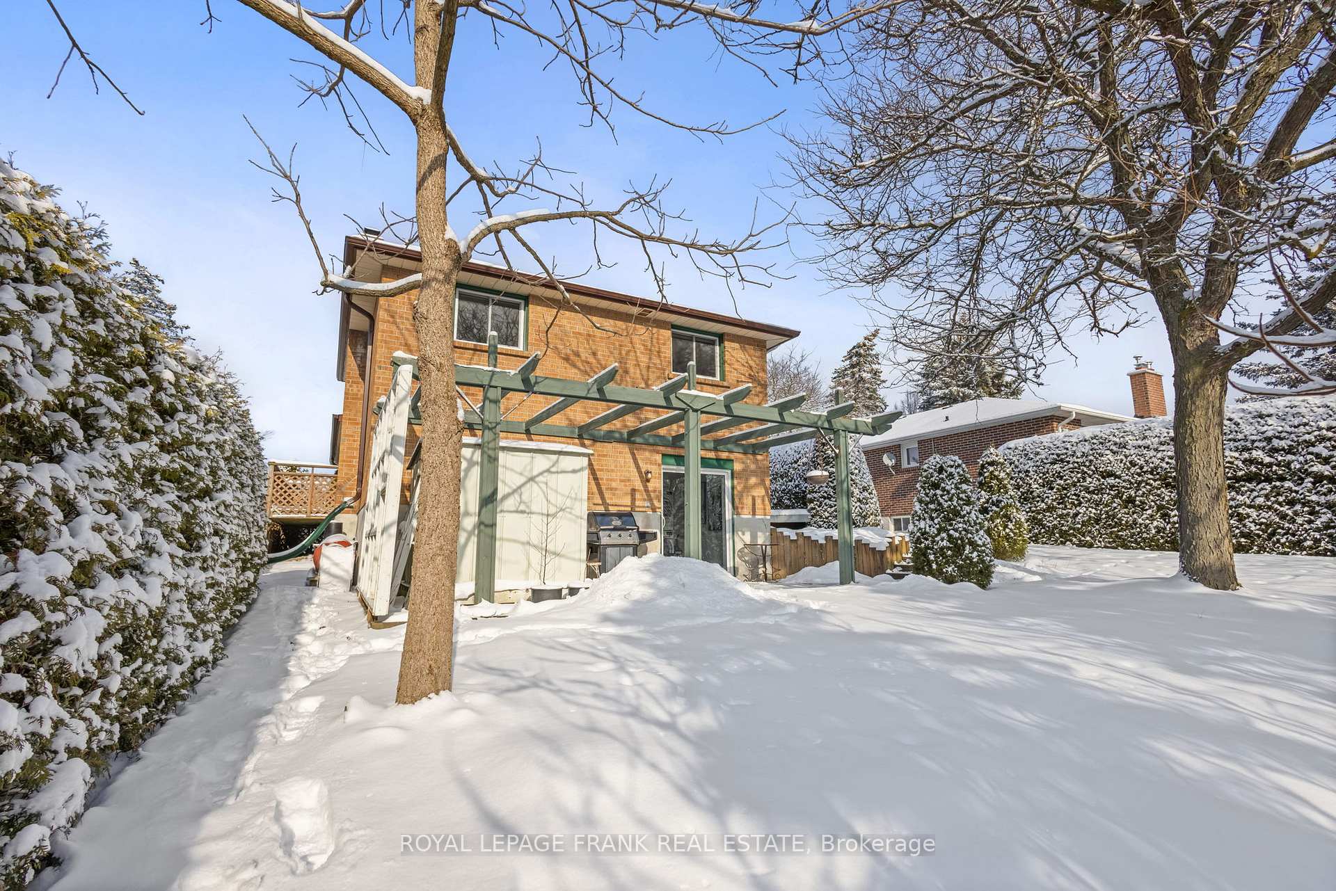 Photo 30 of 44 Munro Crescent, Uxbridge — HOMEH
