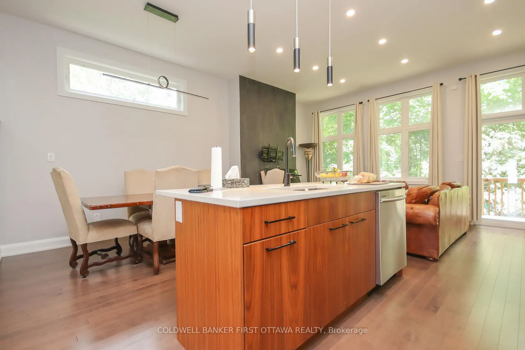 Photo 12 of 165 Wesley Avenue, Ottawa, Westboro/Hampton Park — HOMEH