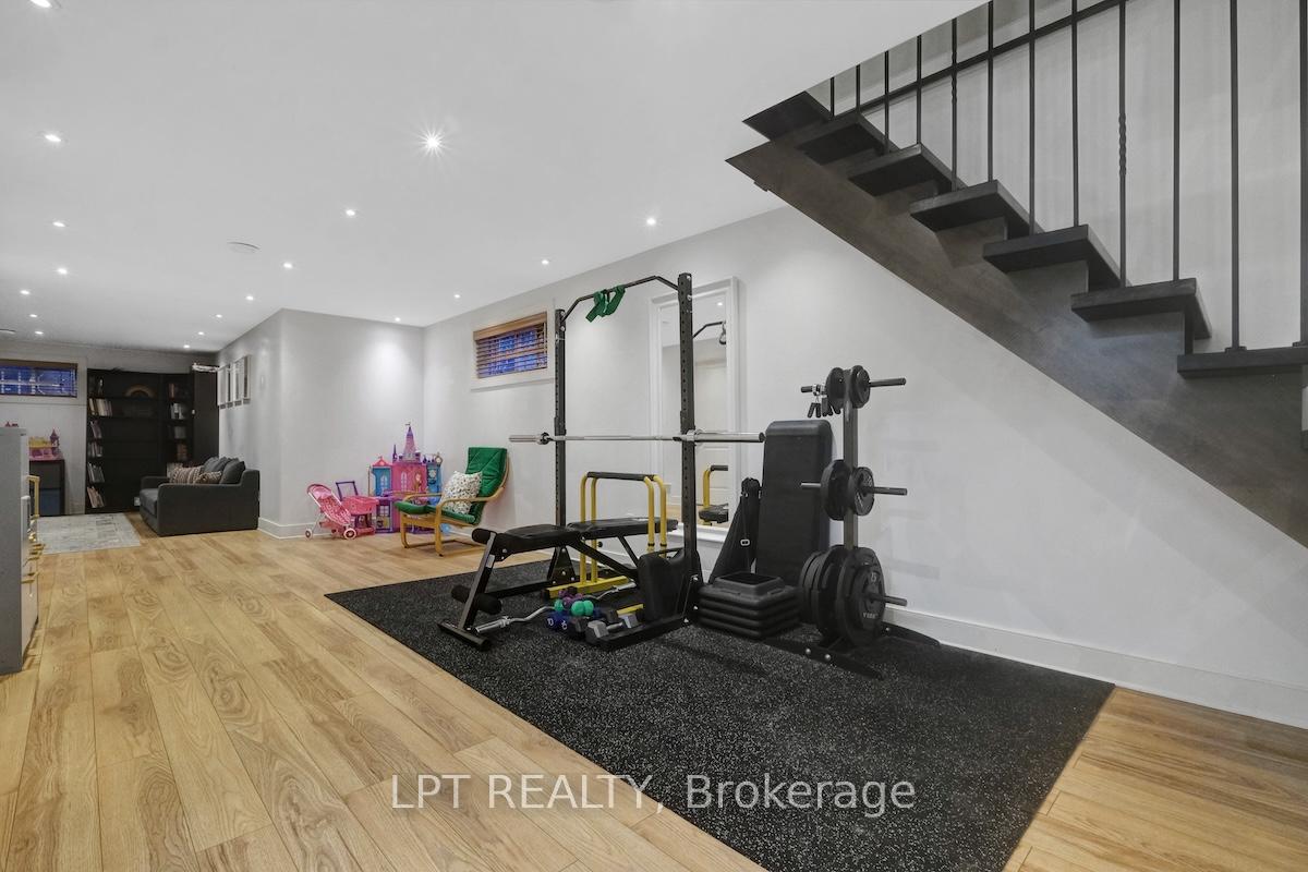 Photo 37 of 313 Clifton Road, Ottawa, Westboro South — HOMEH