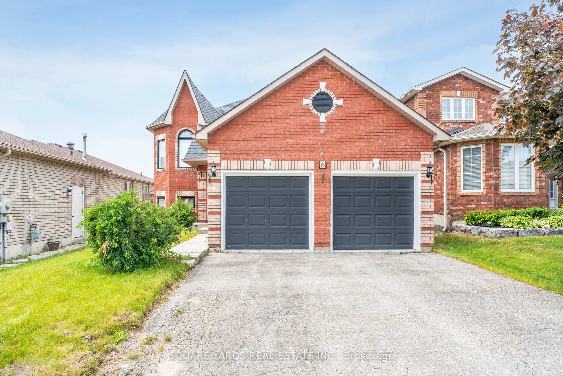 Photo 1 of 6 Ambler Bay, Barrie, Georgian Drive — HOMEH