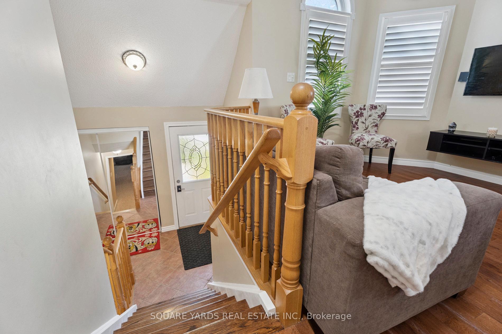 Photo 5 of 6 Ambler Bay, Barrie, Georgian Drive — HOMEH