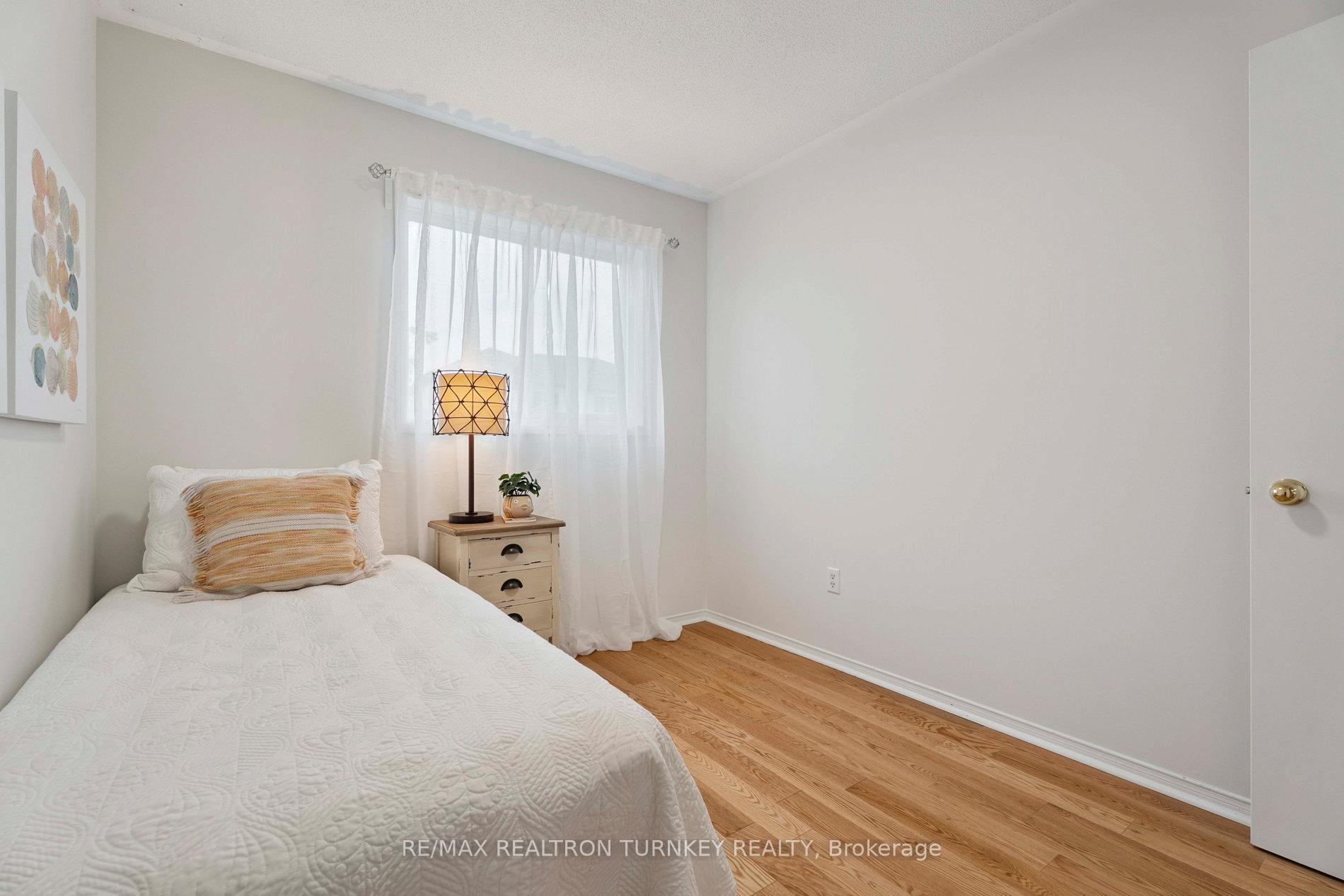 Photo 26 of 83 Pickett Crescent, Barrie, Painswick North — HOMEH