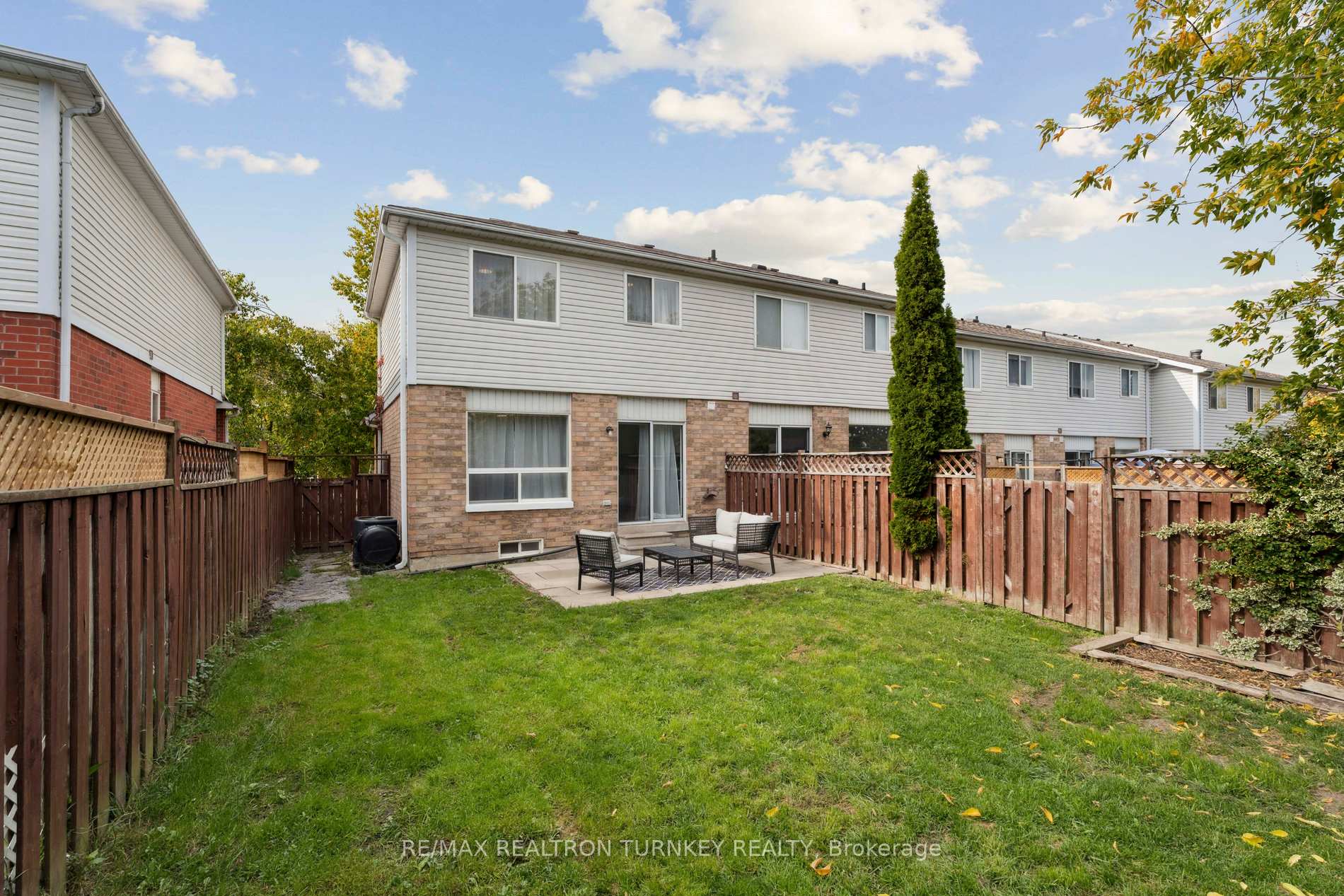 Photo 43 of 83 Pickett Crescent, Barrie, Painswick North — HOMEH