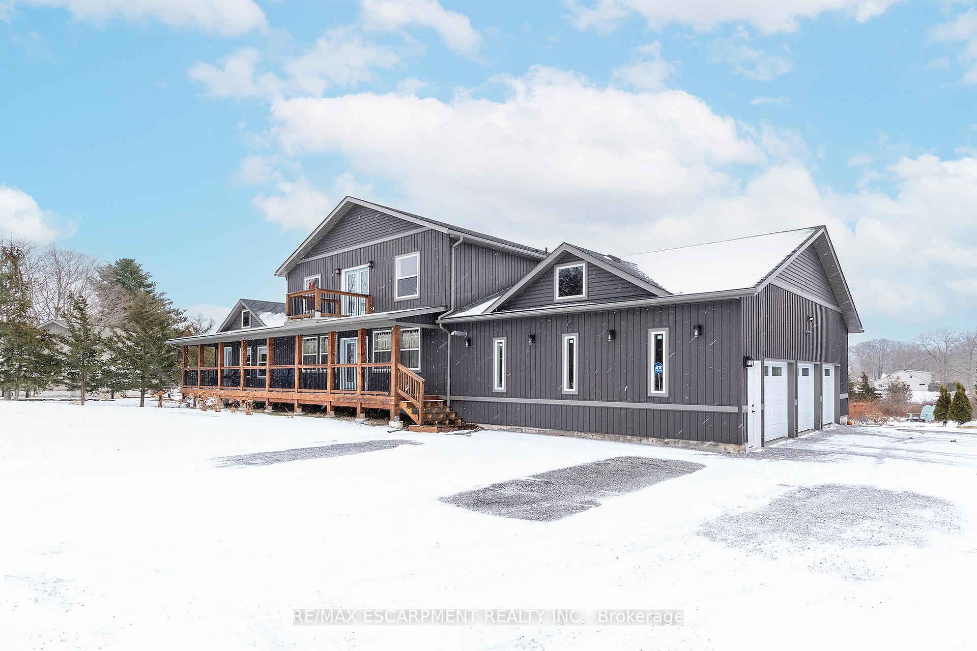 Front of 11417 Lakeshore Road