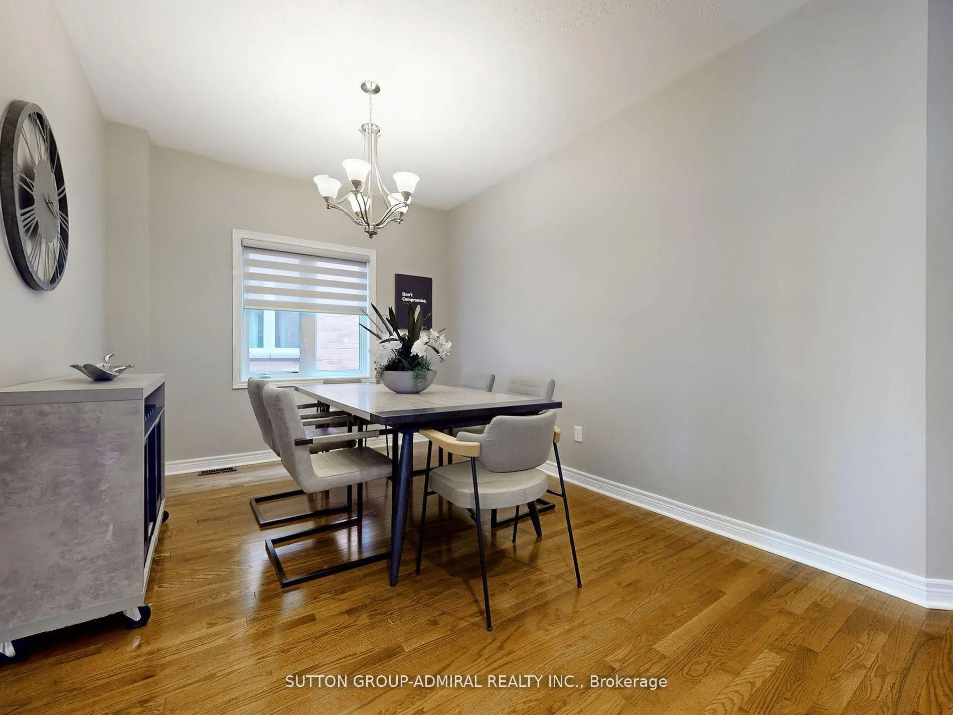 Photo 8 of 25 D'eva Drive, Vaughan, Patterson — HOMEH