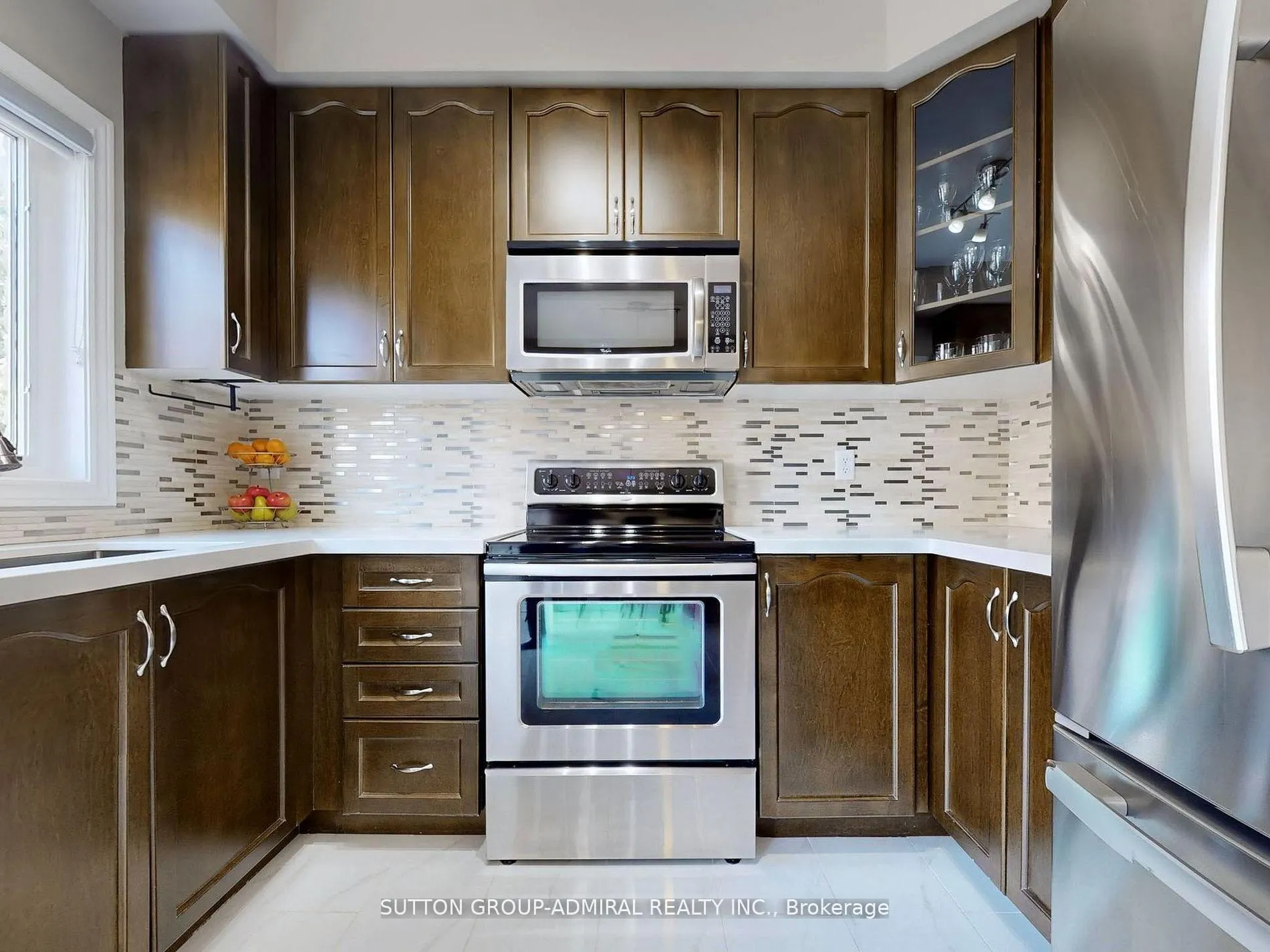 Photo 11 of 25 D'eva Drive, Vaughan, Patterson — HOMEH