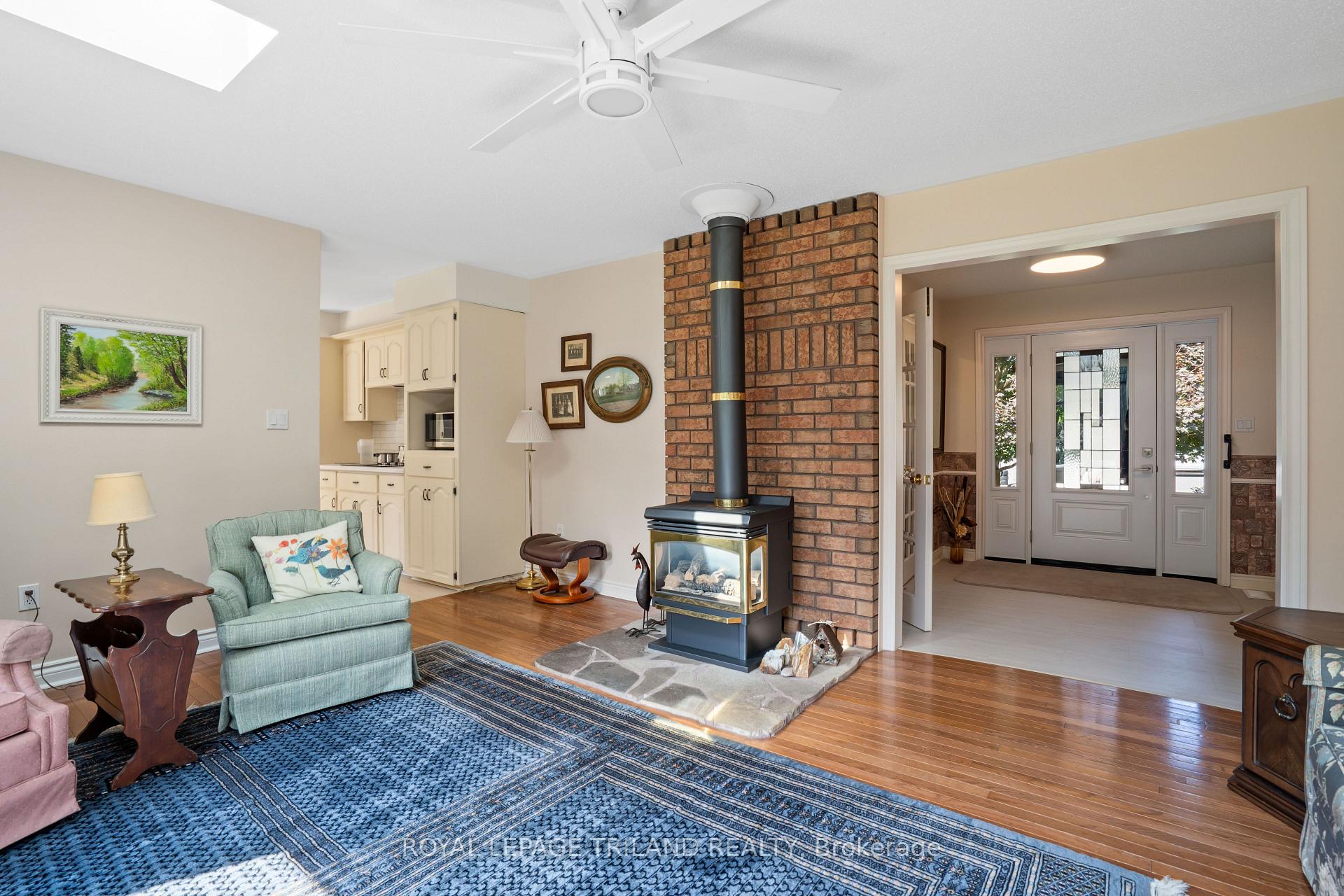 Photo 4 of 9380 Plank Road N, Bayham, Straffordville — HOMEH