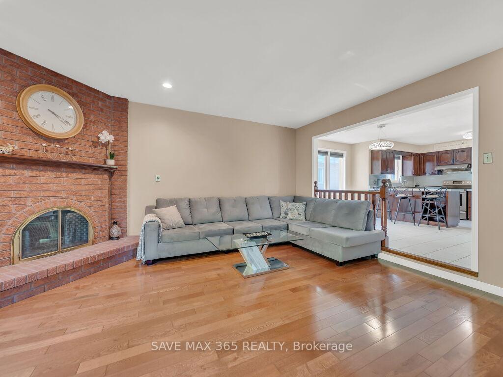 Photo 11 of 175 Wissler Road, Waterloo — HOMEH