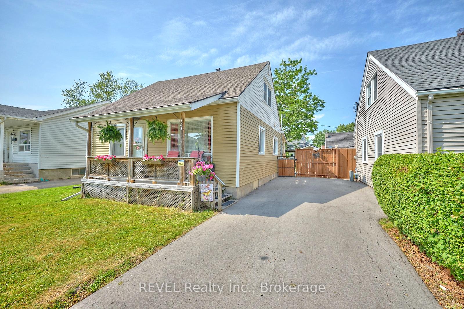 Photo 1 of 382 Hennepin Avenue, Welland, Lincoln/Crowland — HOMEH