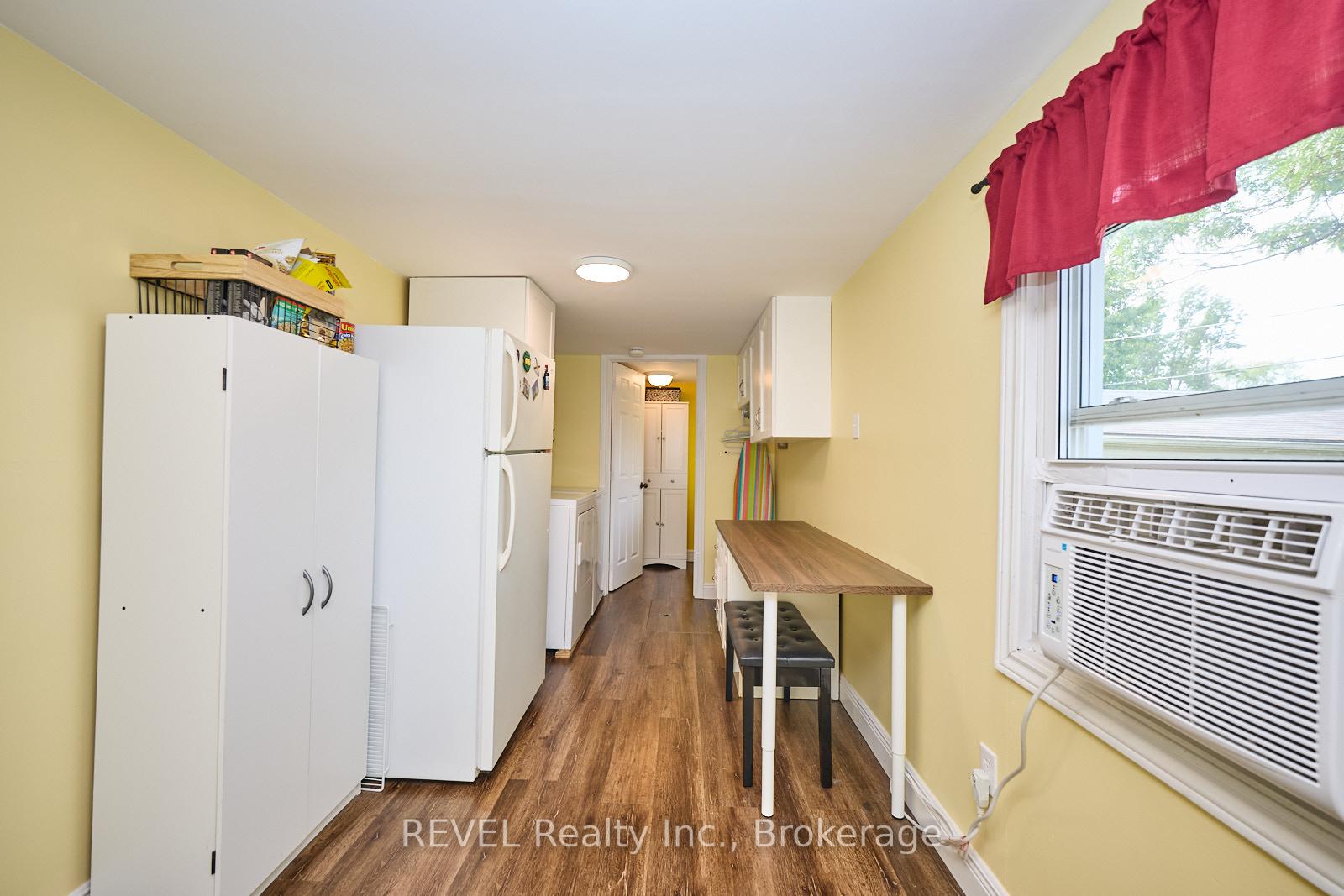 Photo 12 of 382 Hennepin Avenue, Welland, Lincoln/Crowland — HOMEH