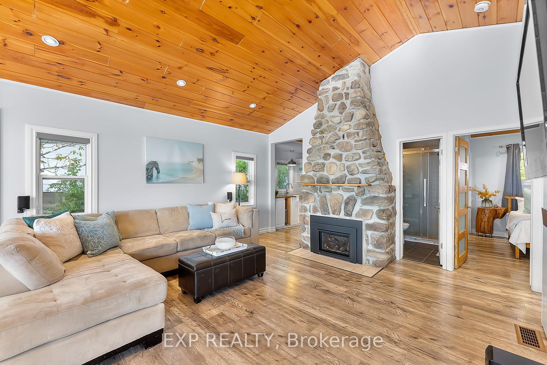 Photo 10 of 10451 Lakeshore Road, Wainfleet, Lakeshore — HOMEH