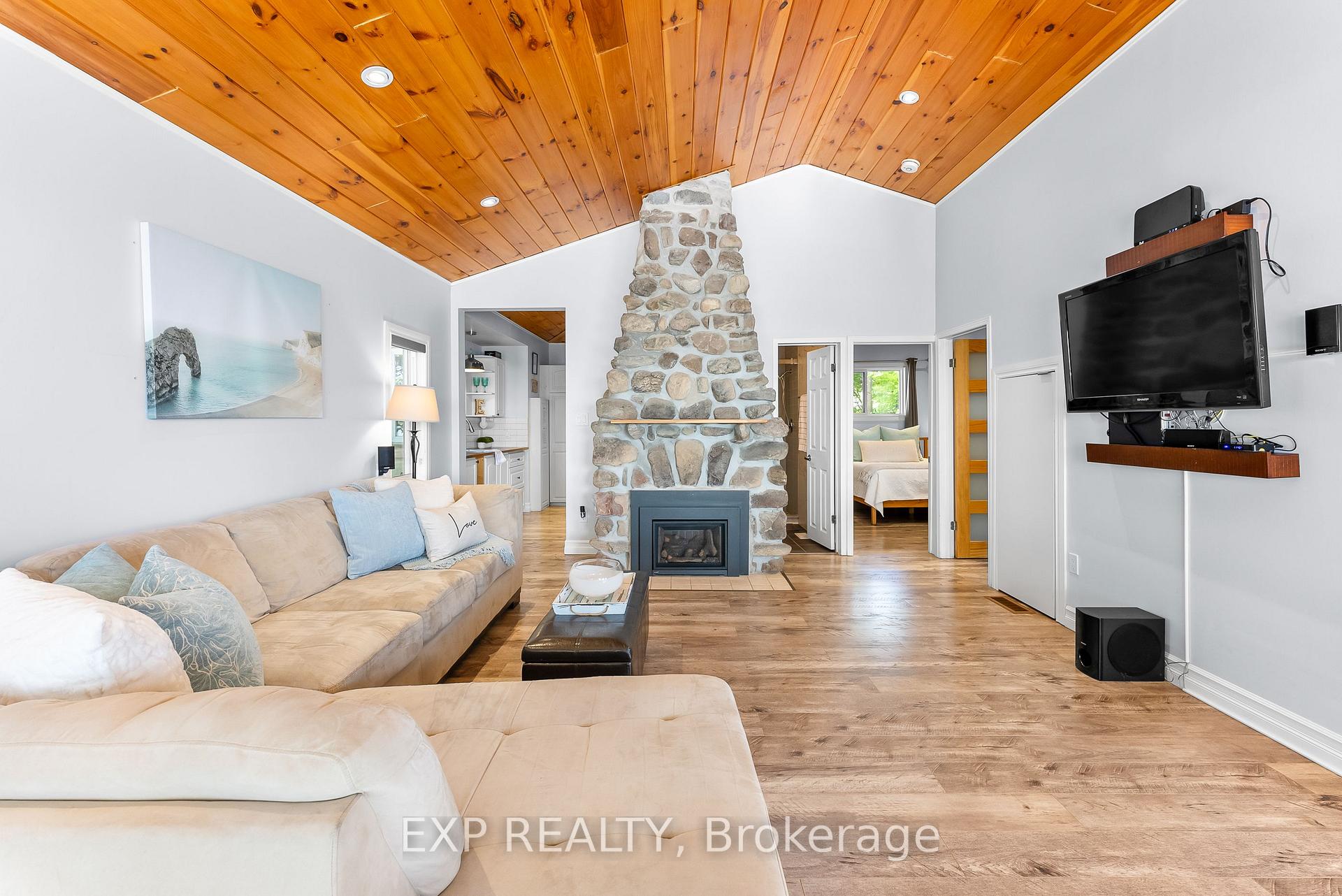 Photo 12 of 10451 Lakeshore Road, Wainfleet, Lakeshore — HOMEH