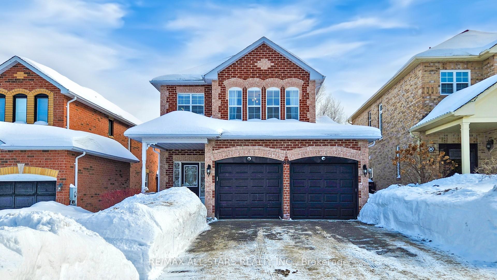Photo 1 of 88 Bolton Drive, Uxbridge — HOMEH