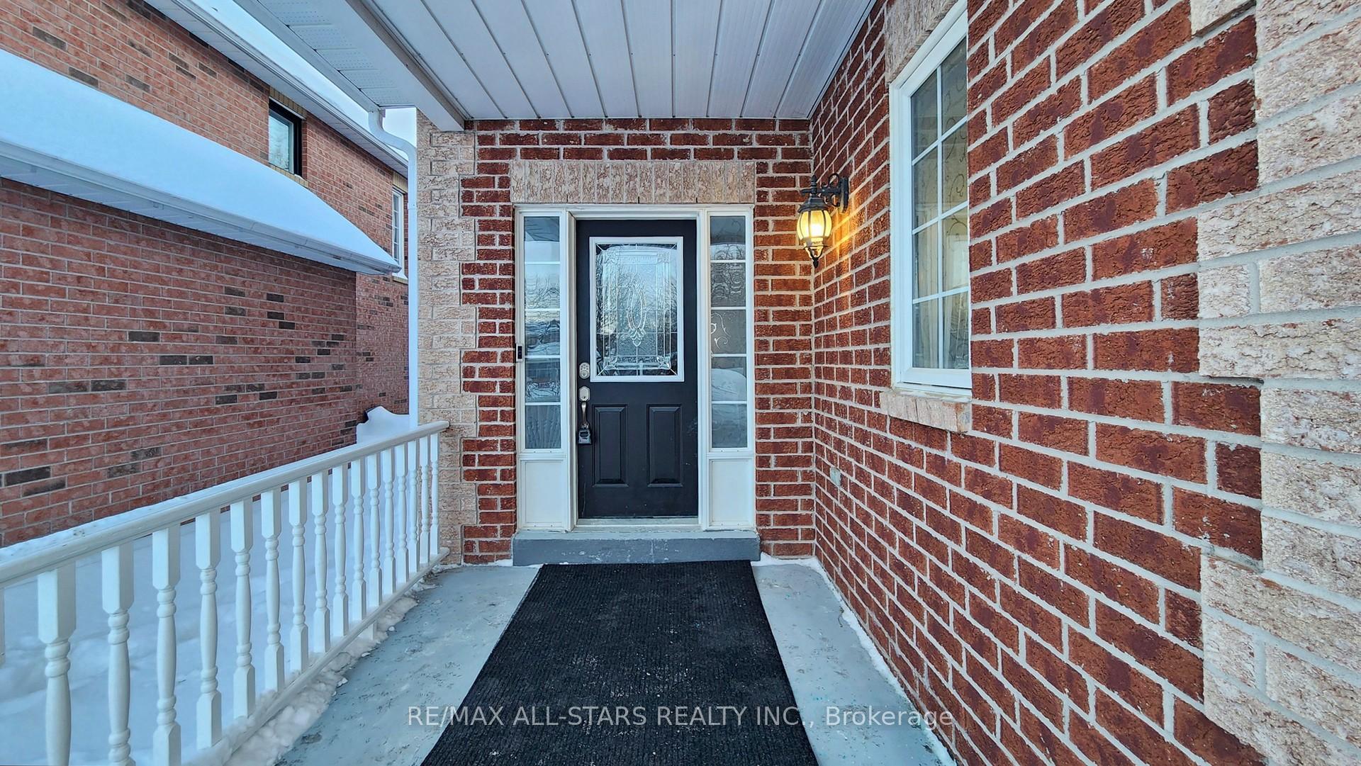 Photo 3 of 88 Bolton Drive, Uxbridge — HOMEH
