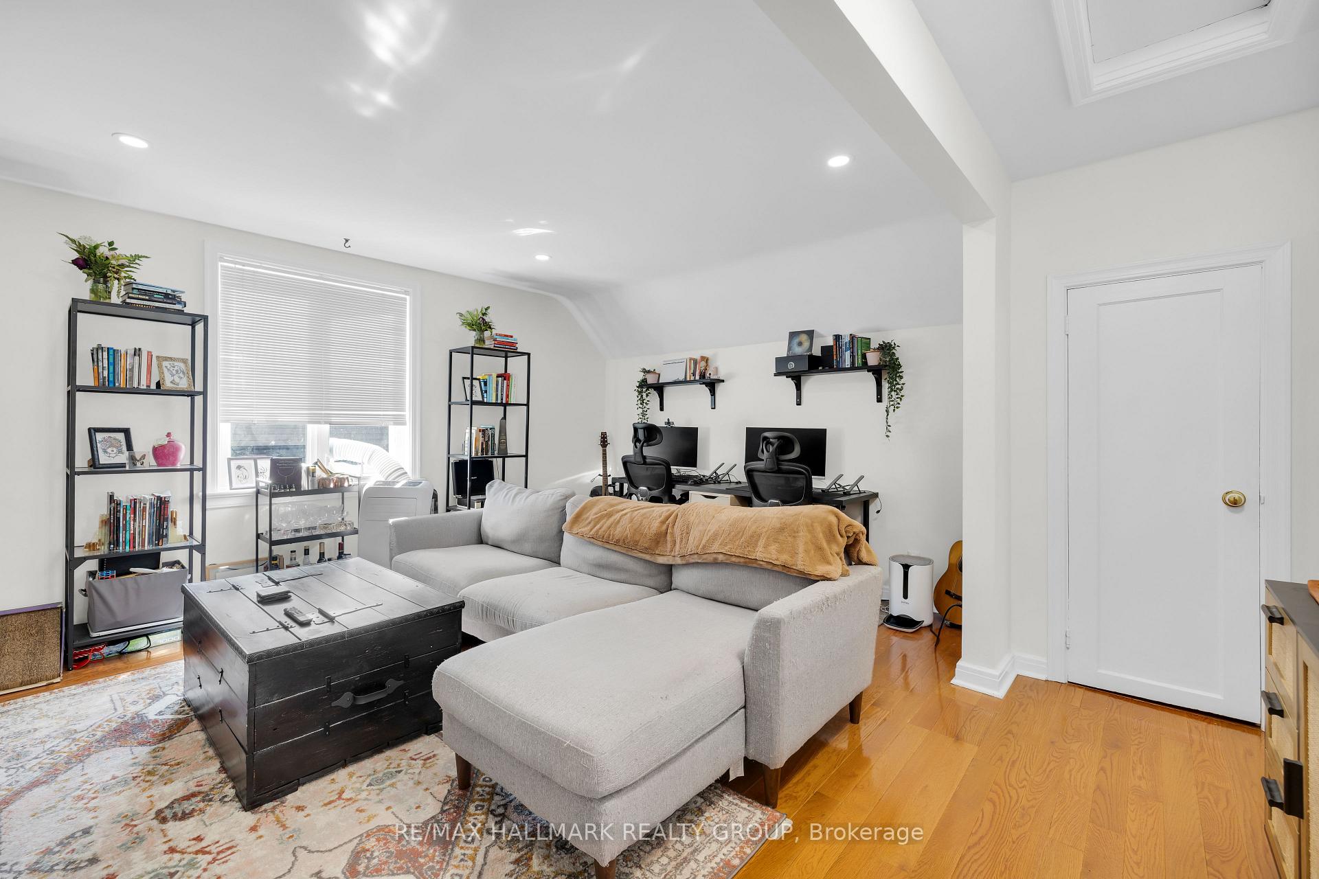 Photo 7 of Unit 2, 491 Evered Avenue, Ottawa, Westboro/Hampton Park — HOMEH