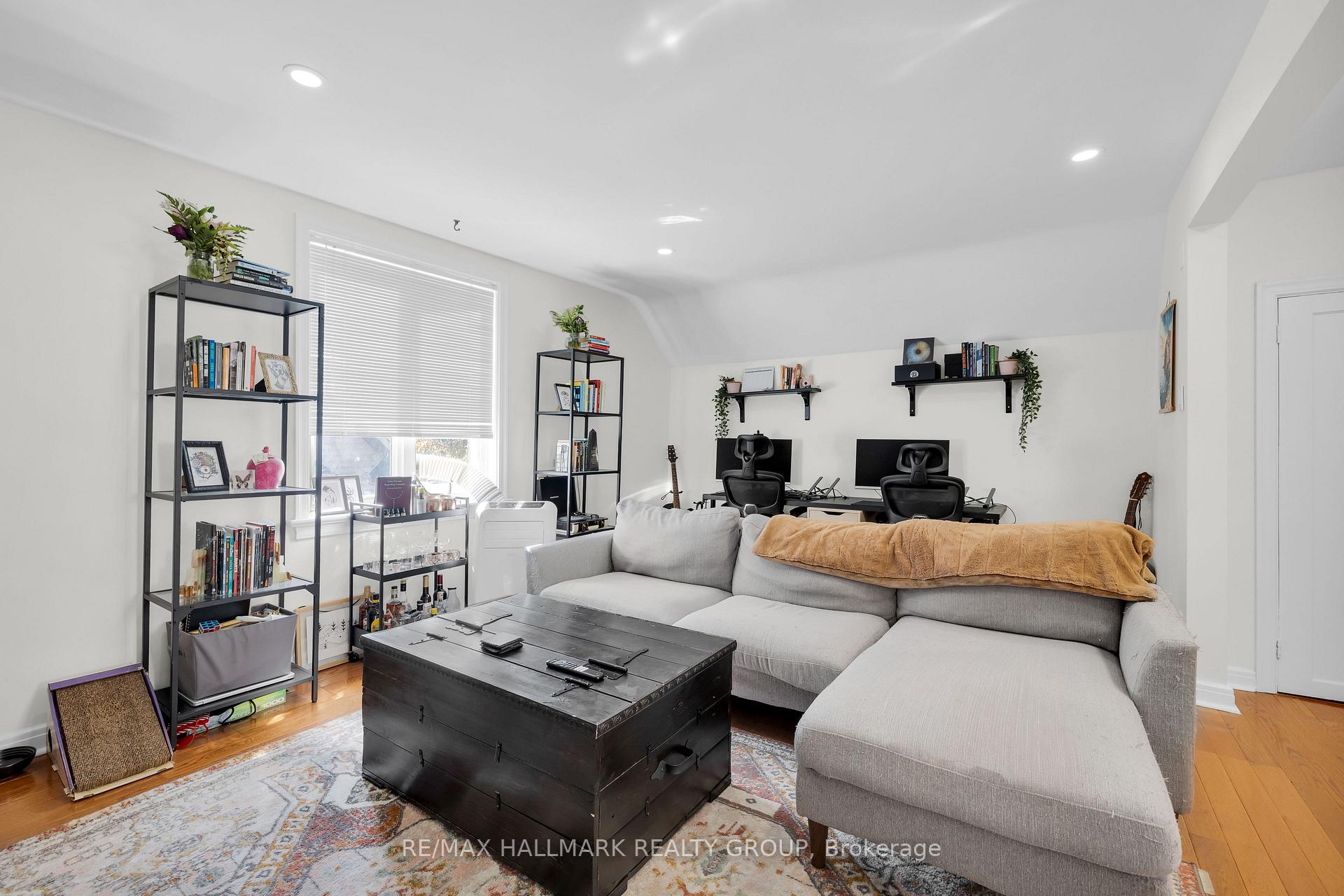Photo 14 of Unit 2, 491 Evered Avenue, Ottawa, Westboro/Hampton Park — HOMEH