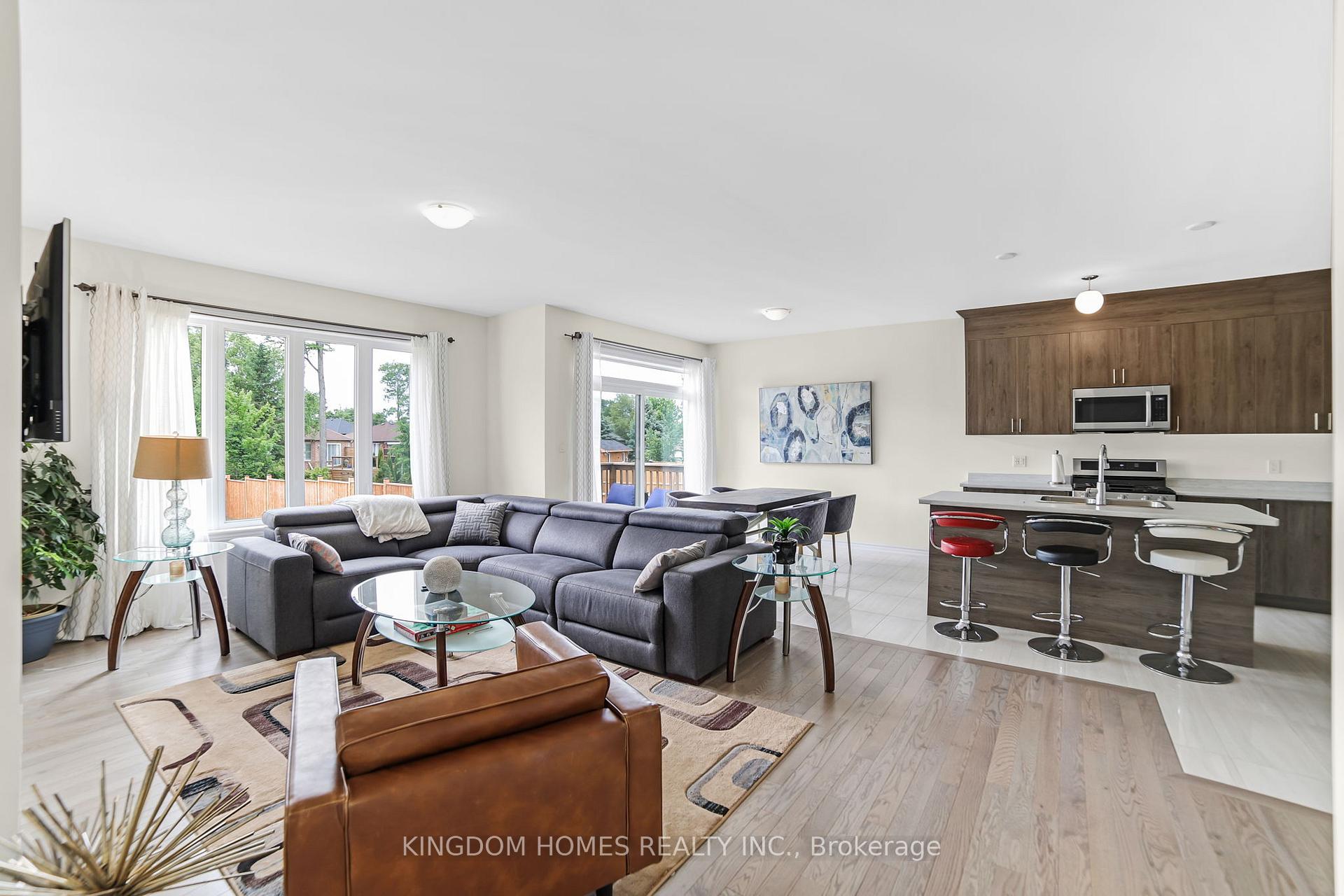 Photo 10 of 25 Beatrice Drive, Wasaga Beach — HOMEH