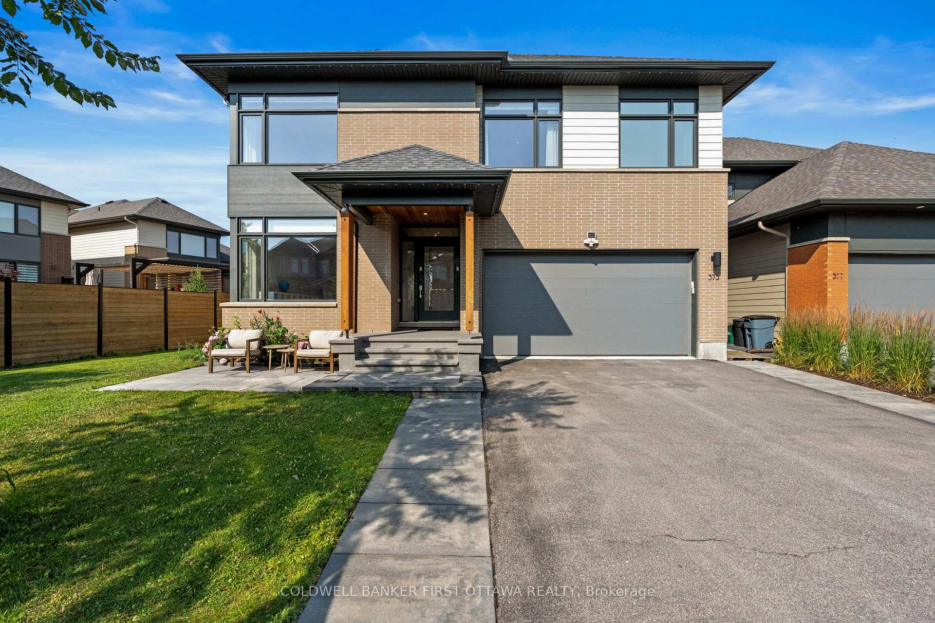 Photo 3 of 375 Serenade Crescent, Ottawa, Riverside South/Gloucester Glen — HOMEH