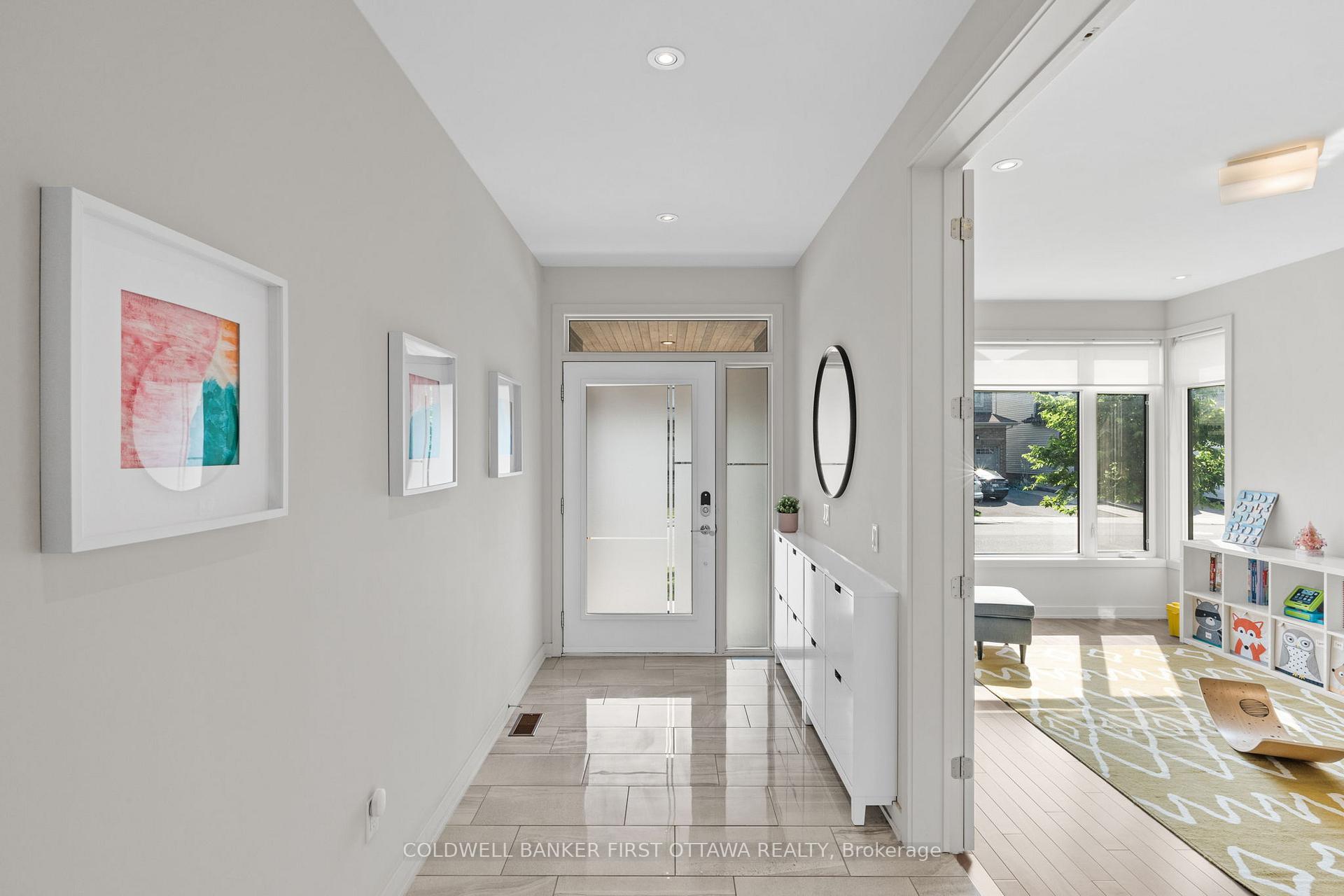 Photo 4 of 375 Serenade Crescent, Ottawa, Riverside South/Gloucester Glen — HOMEH
