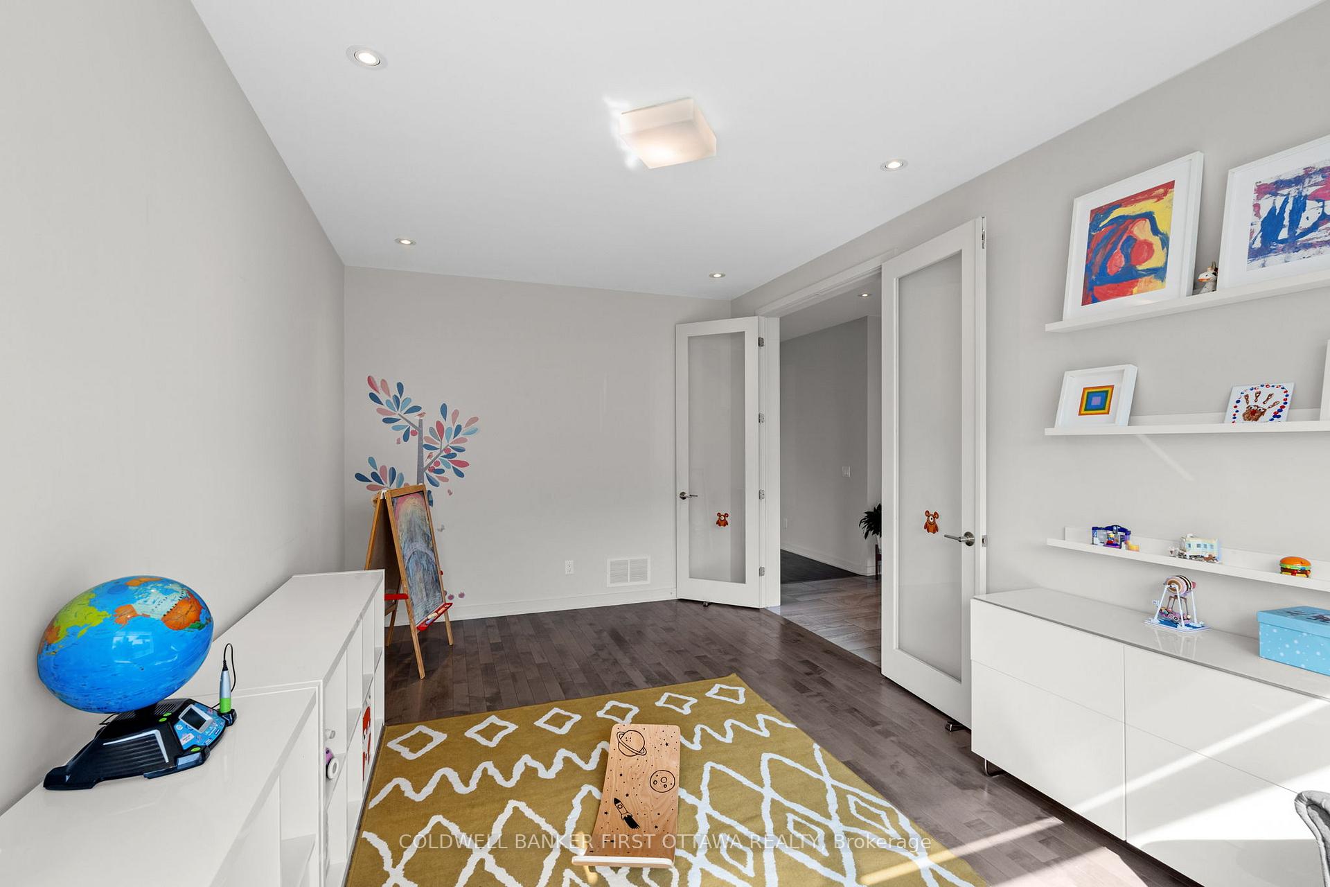 Photo 9 of 375 Serenade Crescent, Ottawa, Riverside South/Gloucester Glen — HOMEH