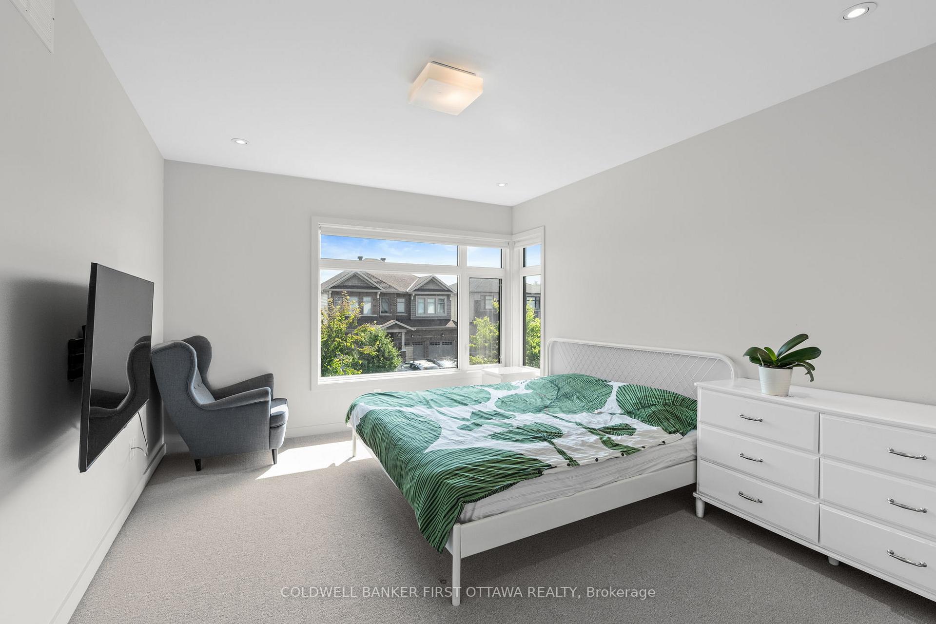Photo 37 of 375 Serenade Crescent, Ottawa, Riverside South/Gloucester Glen — HOMEH