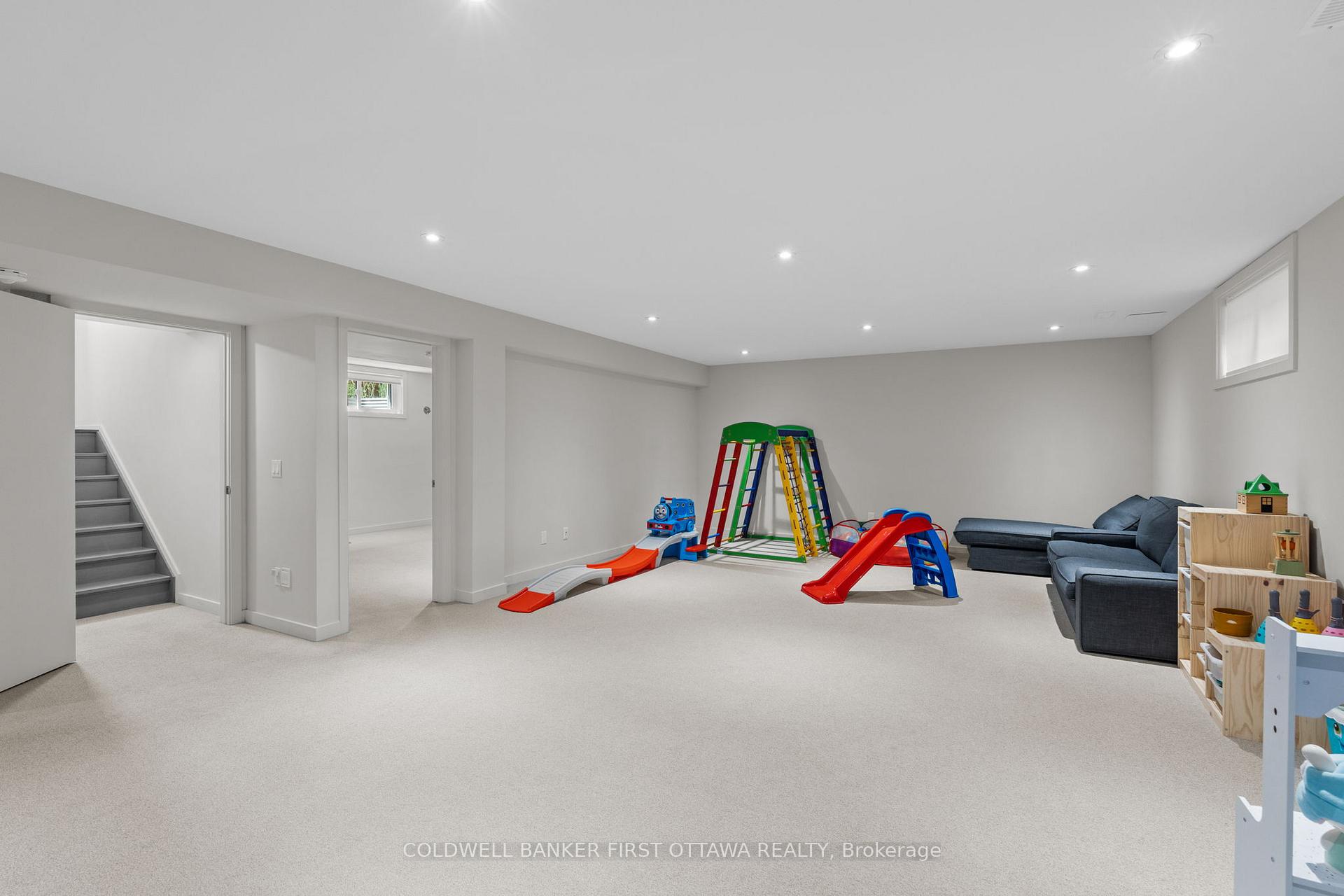 Photo 40 of 375 Serenade Crescent, Ottawa, Riverside South/Gloucester Glen — HOMEH