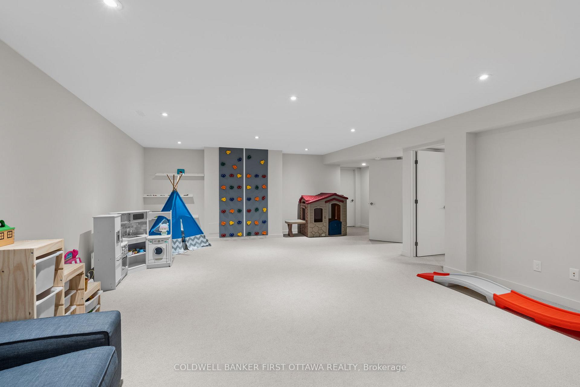 Photo 42 of 375 Serenade Crescent, Ottawa, Riverside South/Gloucester Glen — HOMEH