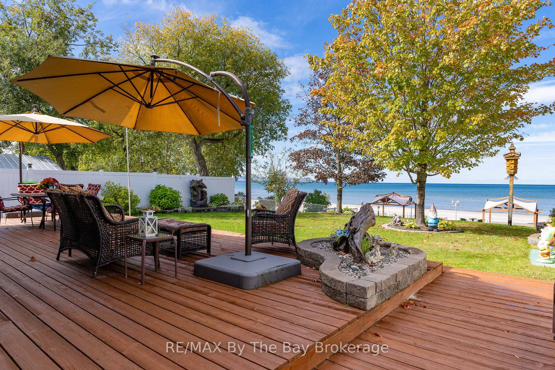 Photo 5 of 108 Shore Lane, Wasaga Beach — HOMEH